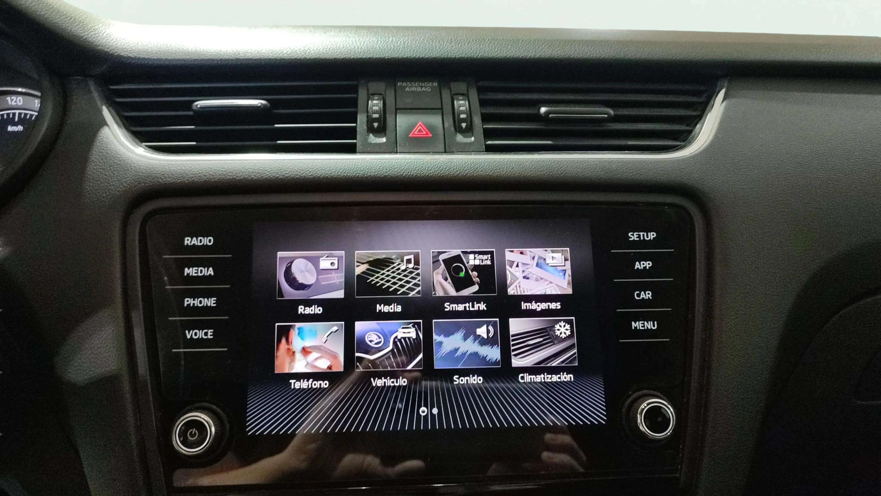Škoda Octavia 1.0 TSI Active - foto 9