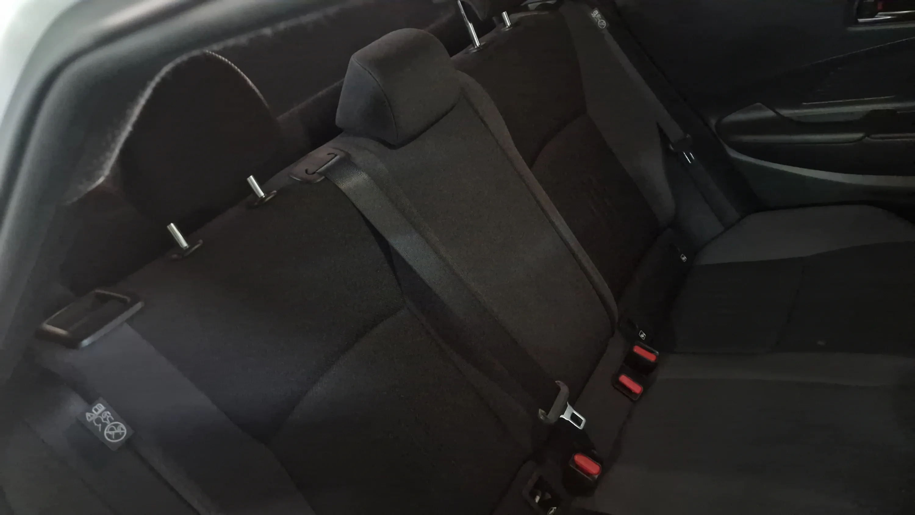 Toyota C-HR 1.8 Advance Hybrid 140 - foto 25