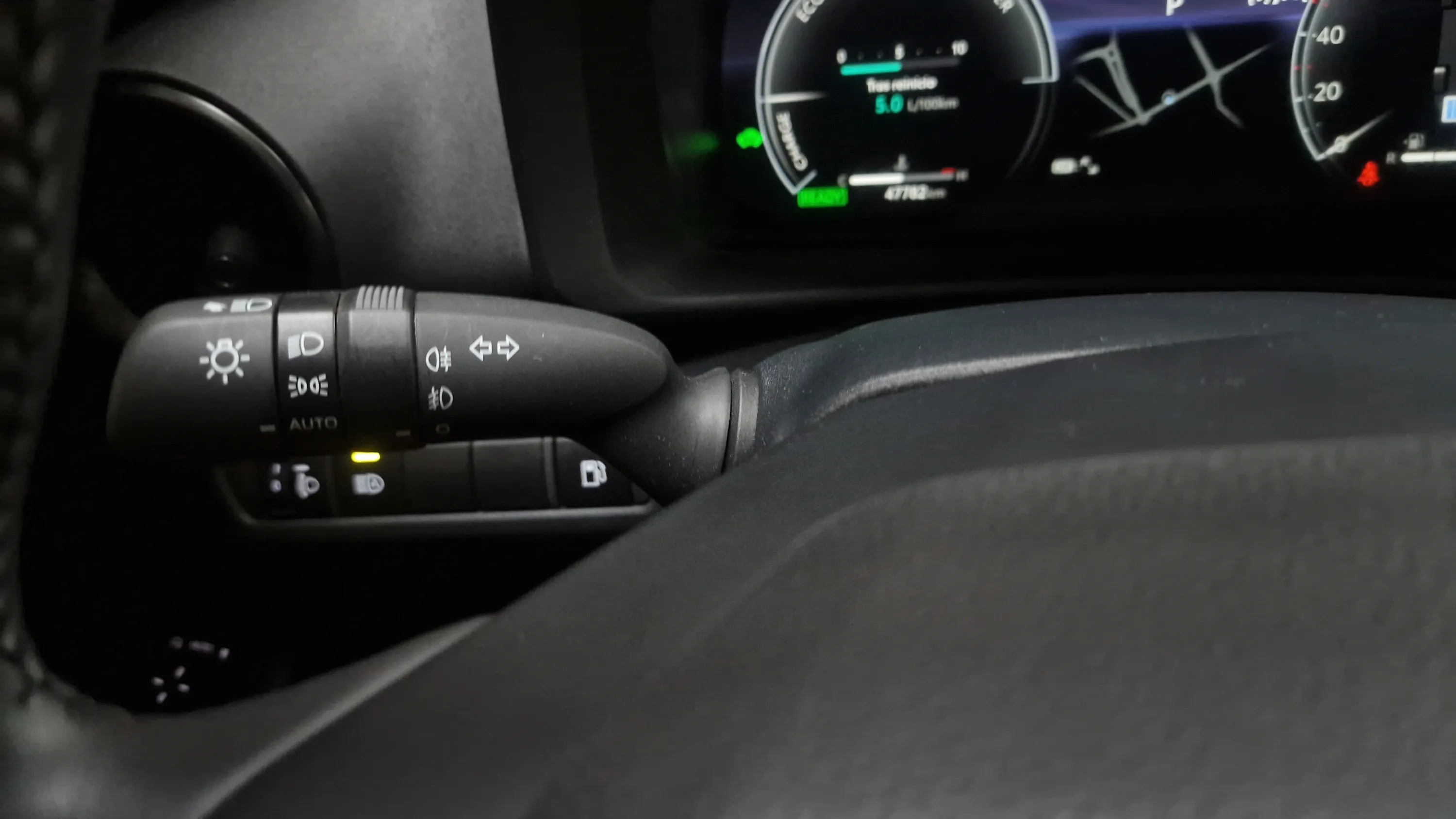 Toyota C-HR 1.8 Advance Hybrid 140 - foto 17