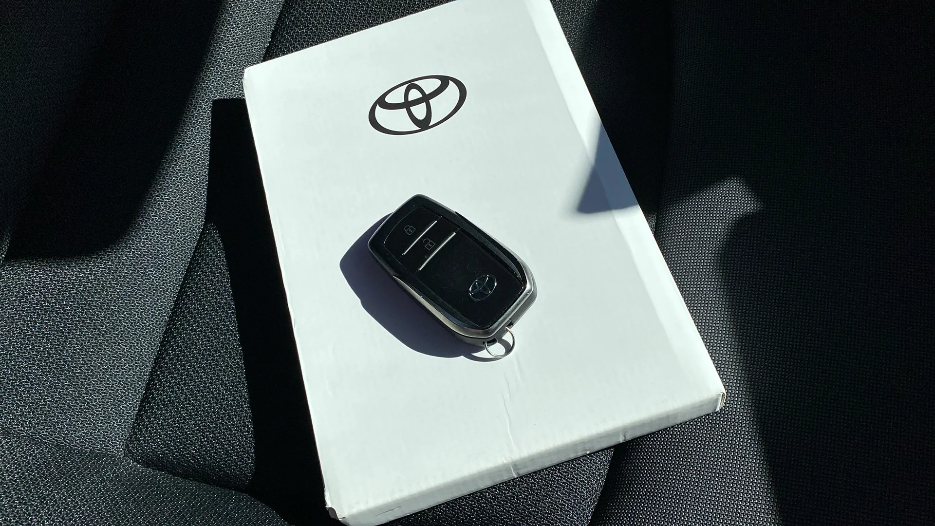 Toyota C-HR 1.8 Advance Hybrid 140 - foto 19