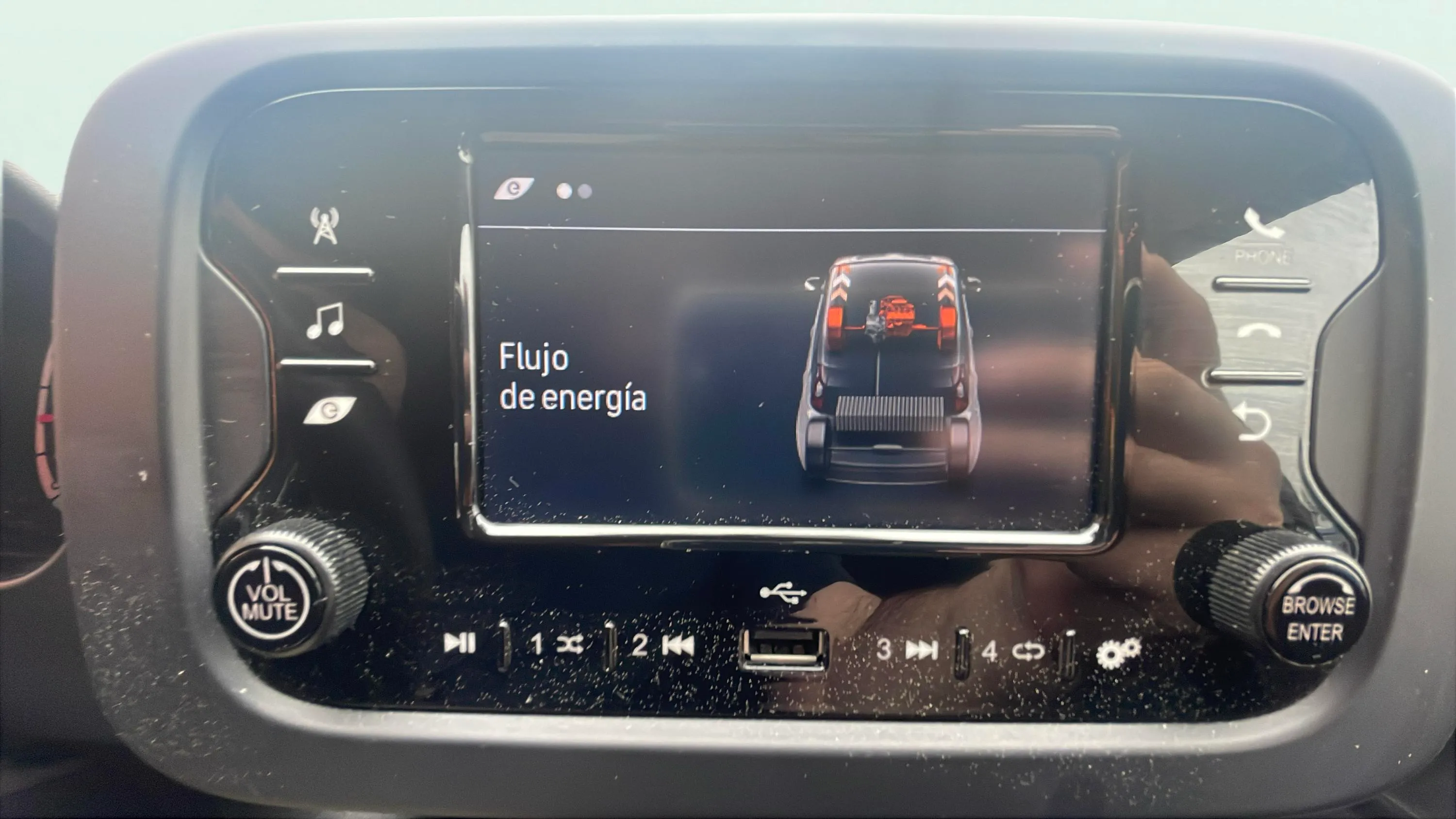 Fiat Panda Hybrid 1.0 - foto 18