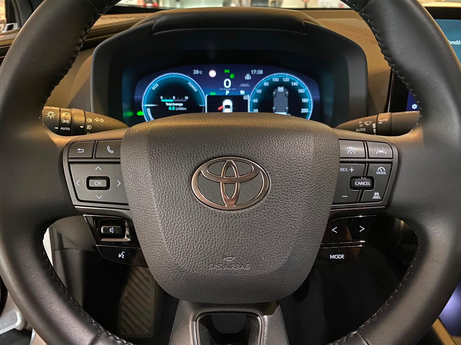 Toyota C-HR 1.8 Advance Hybrid 140 - foto 12