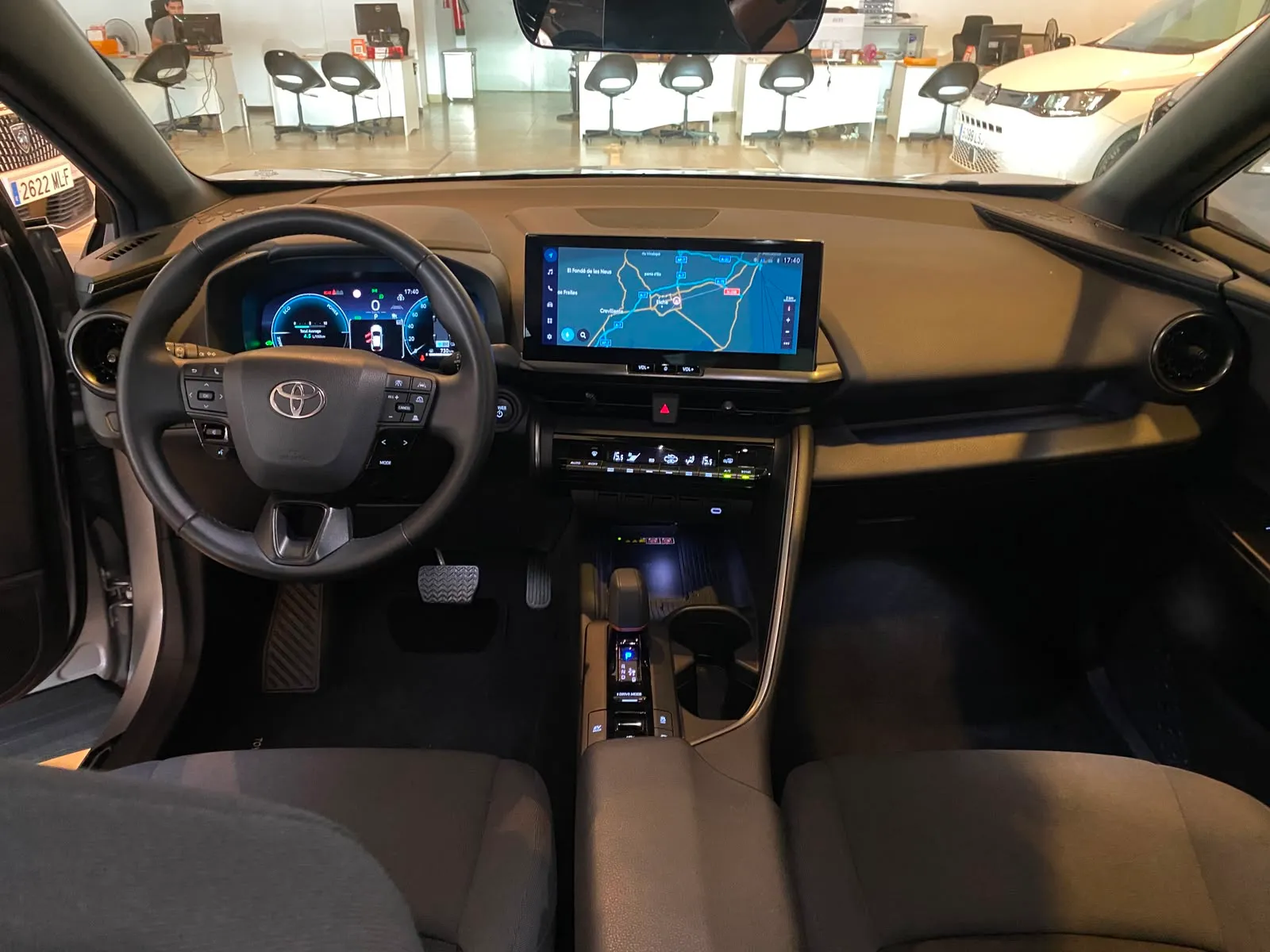 Toyota C-HR 1.8 Advance Hybrid 140 - foto 18