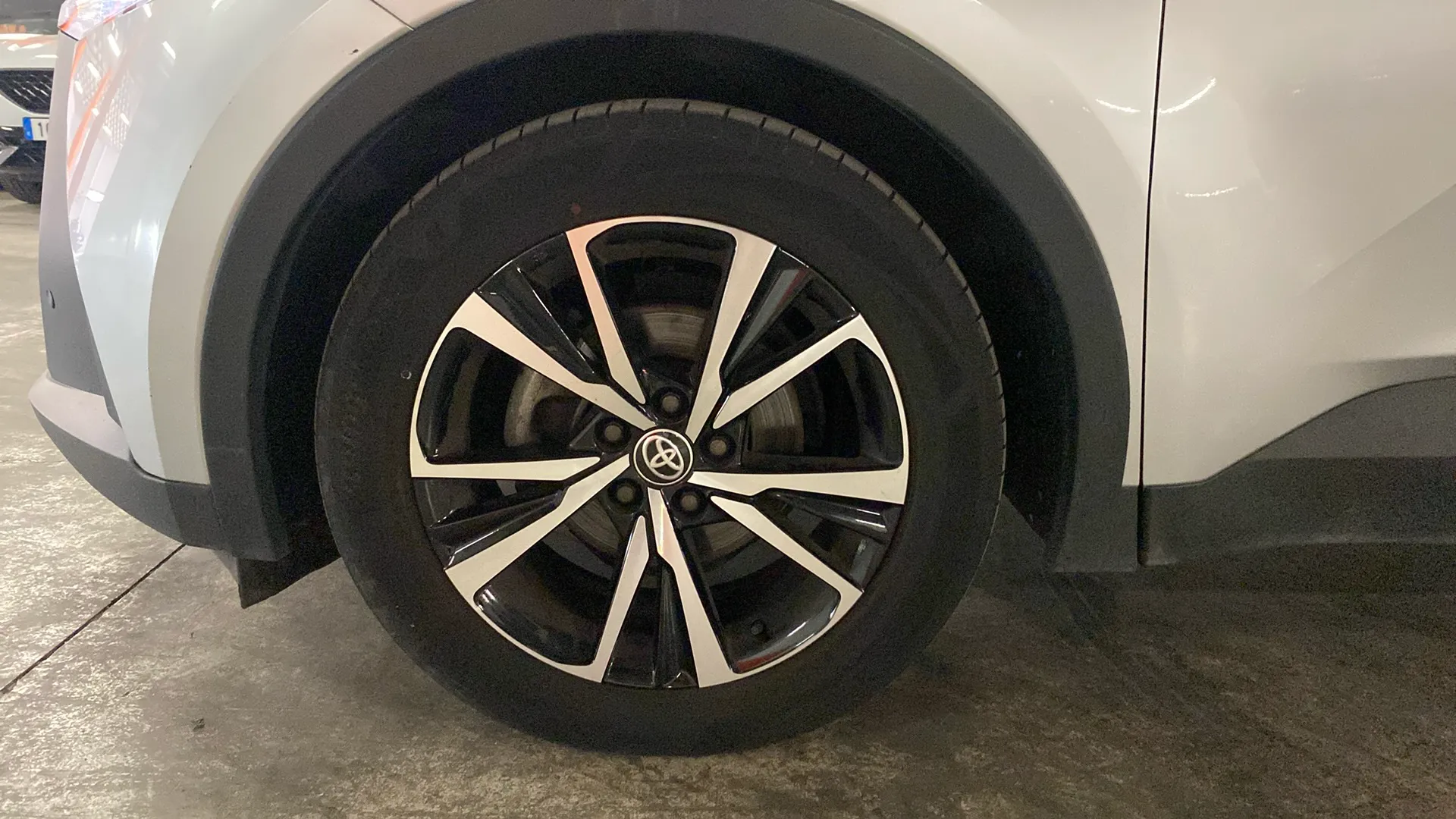 Toyota C-HR 1.8 Advance Hybrid 140 - foto 29