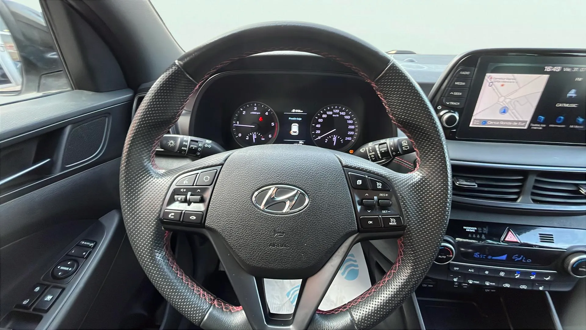 Hyundai Tucson 1.6 CRDi 48V N-Line 4x2 - foto 16