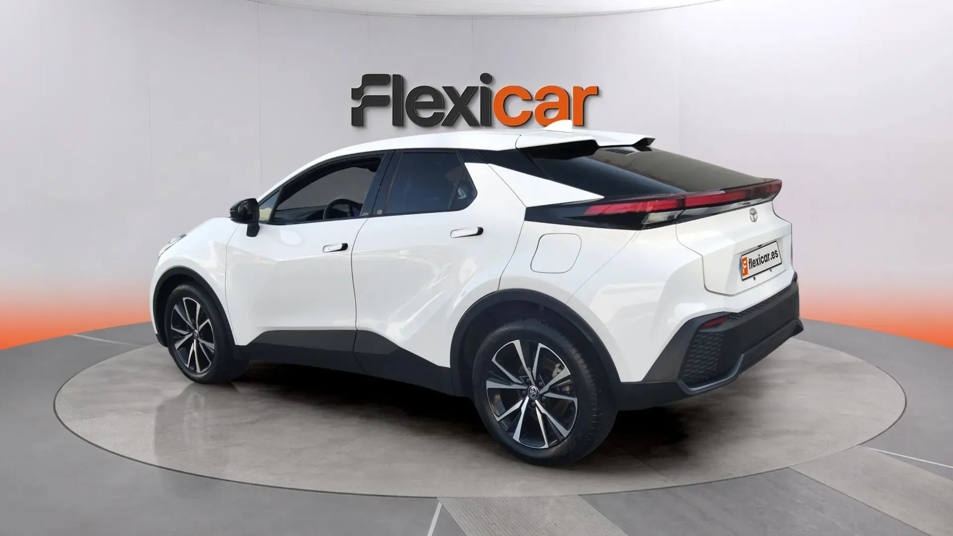 Toyota C-HR 1.8 Advance Hybrid 140 - foto 2