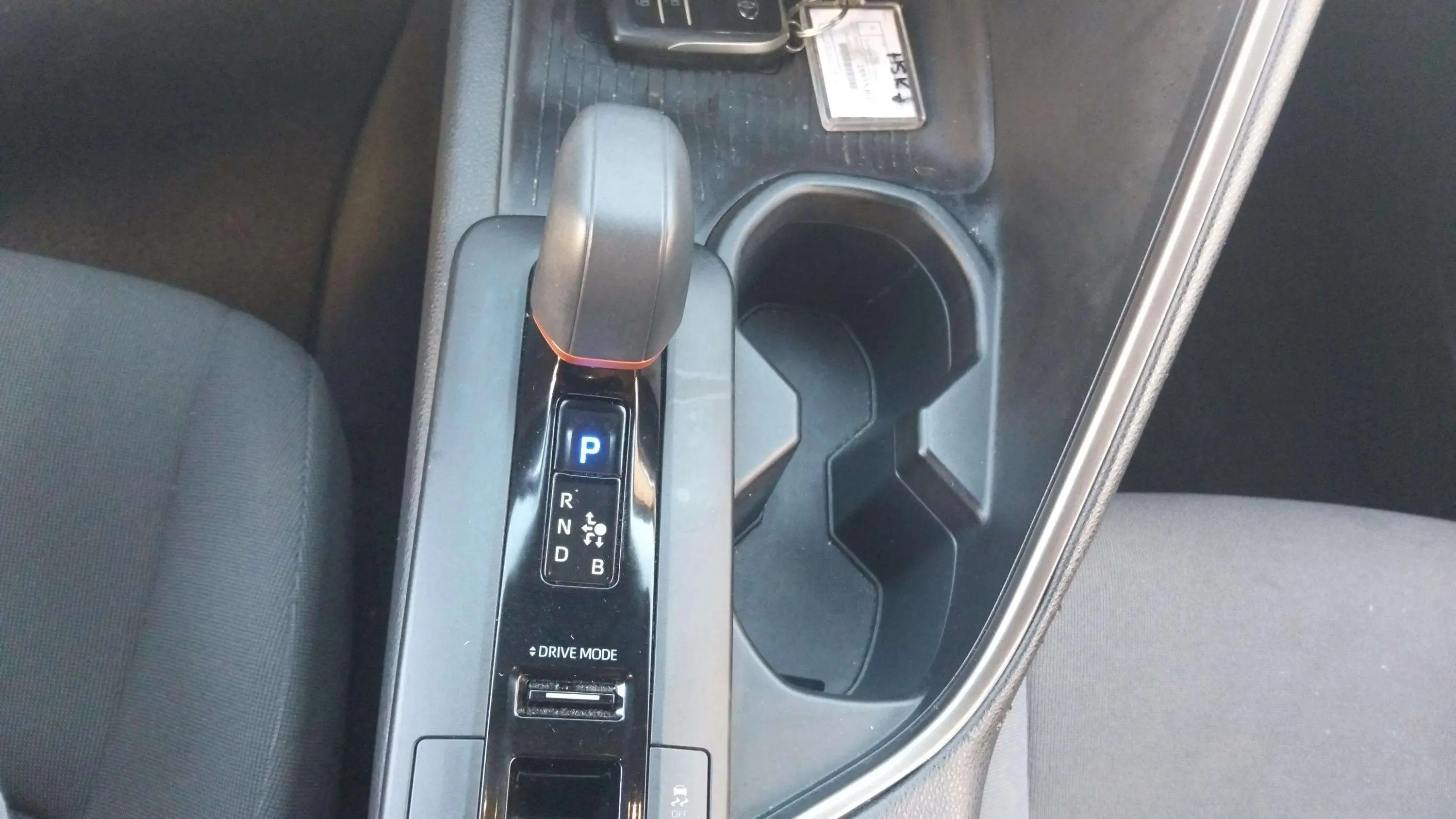 Toyota C-HR 1.8 Advance Hybrid 140 - foto 15