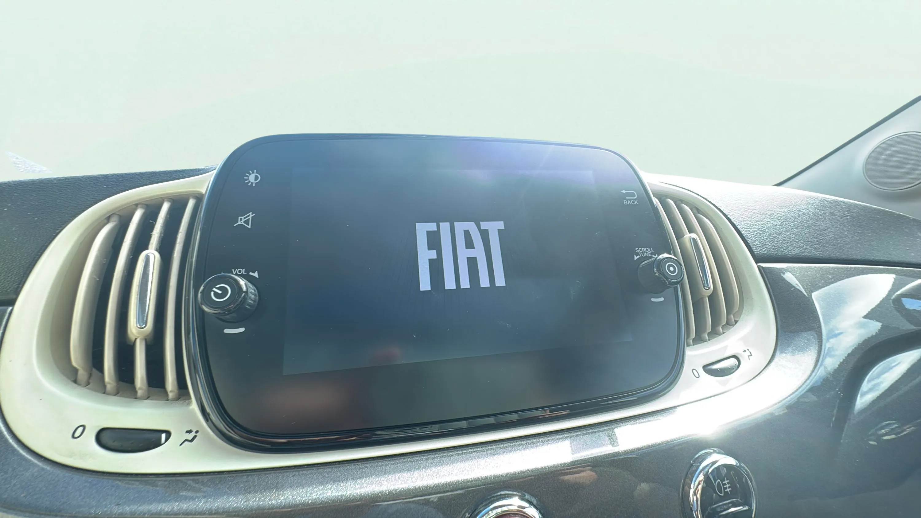 Fiat 500 Dolcevita 1.0 Hybrid - foto 12
