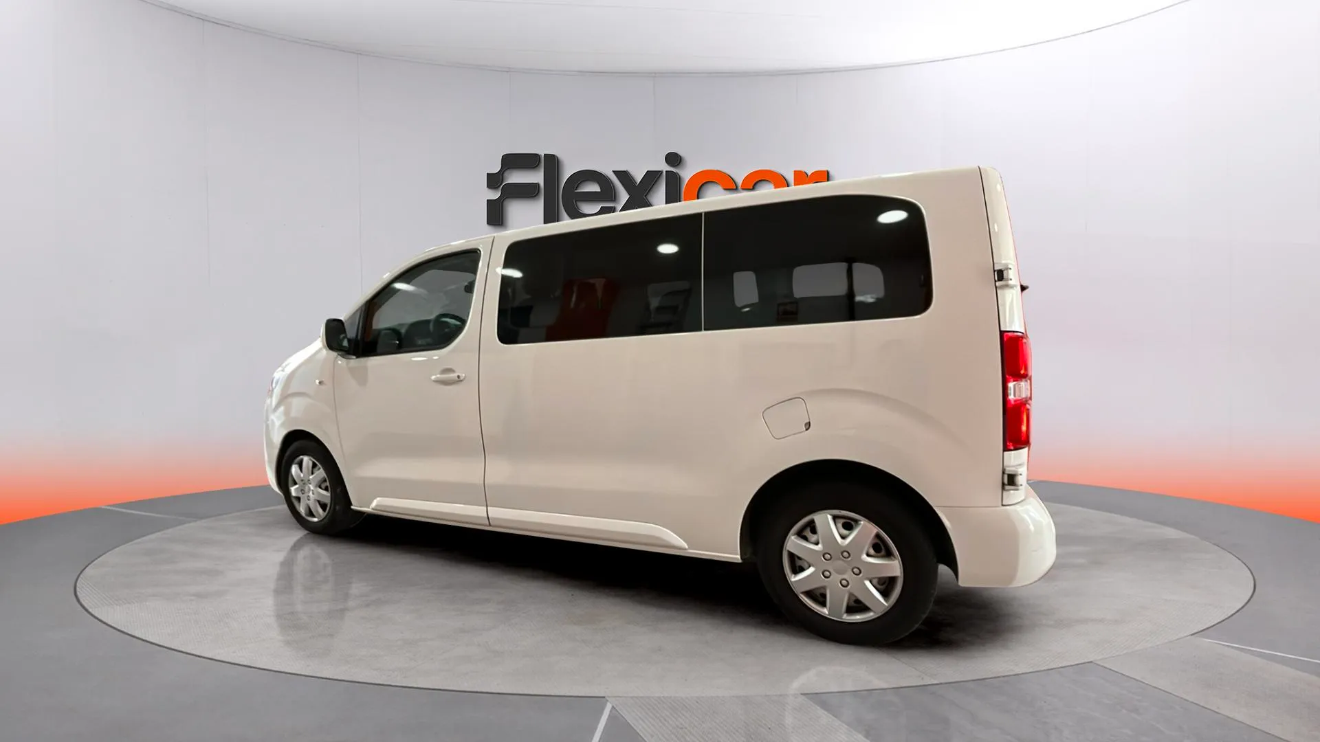 Toyota Proace Verso 1.5D Family Advance L1 - foto 4