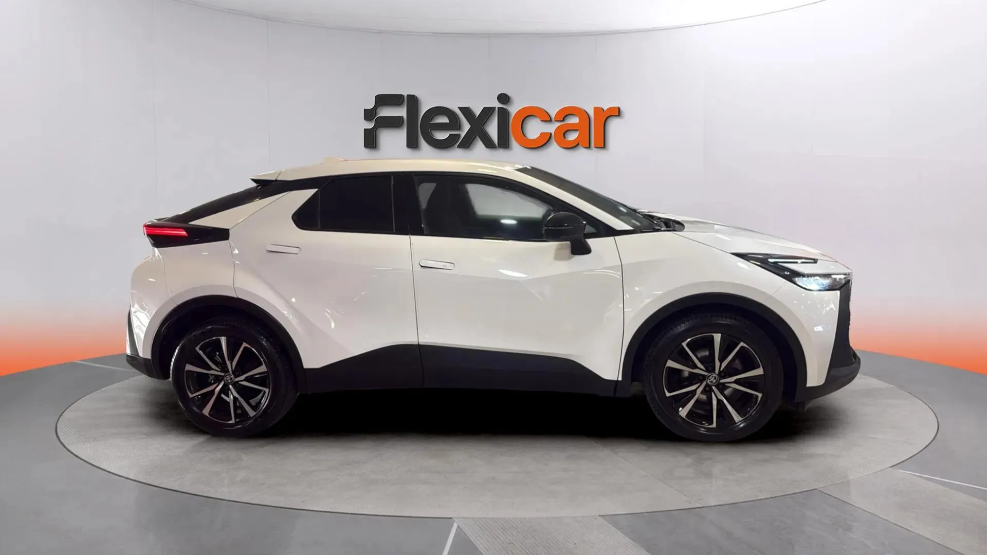 Toyota C-HR 1.8 Advance Hybrid 140 - foto 3