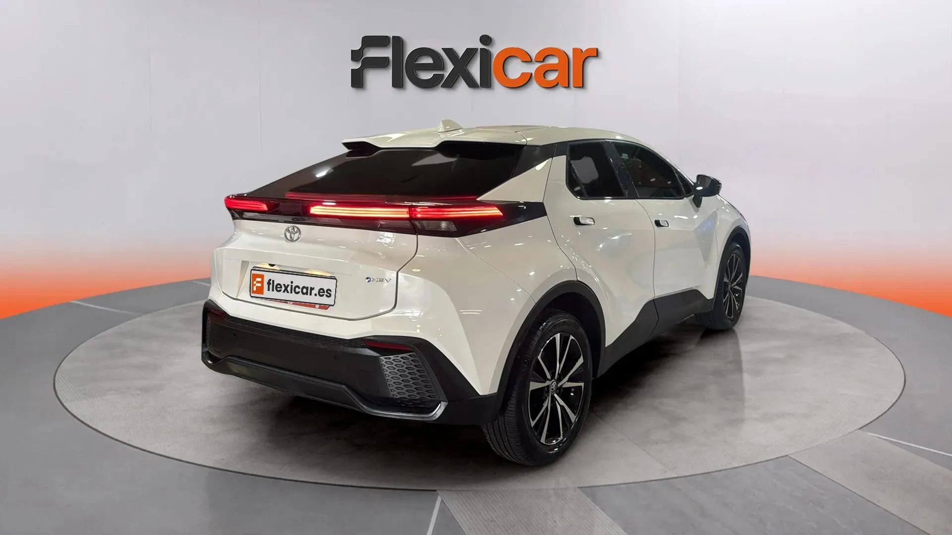 Toyota C-HR 1.8 Advance Hybrid 140 - foto 7