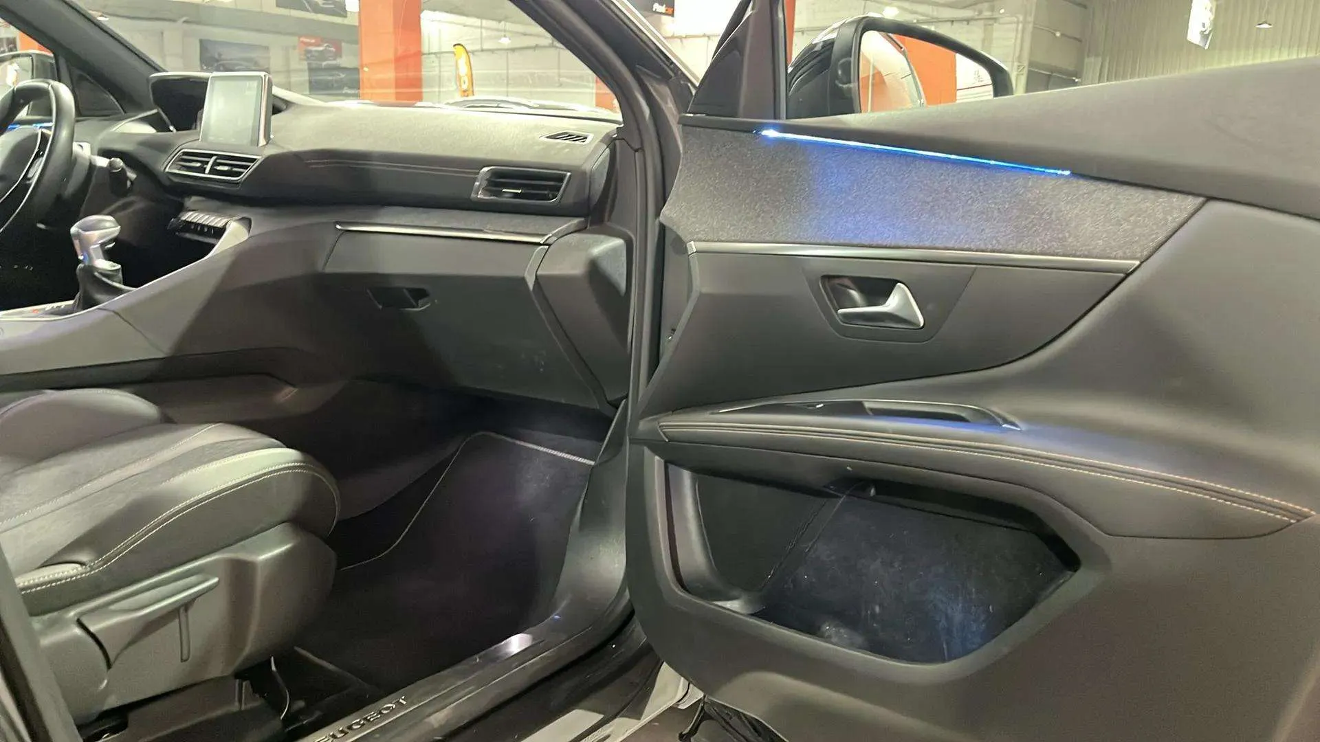 Peugeot 5008 GT-Line 1.2L PureTech - foto 13