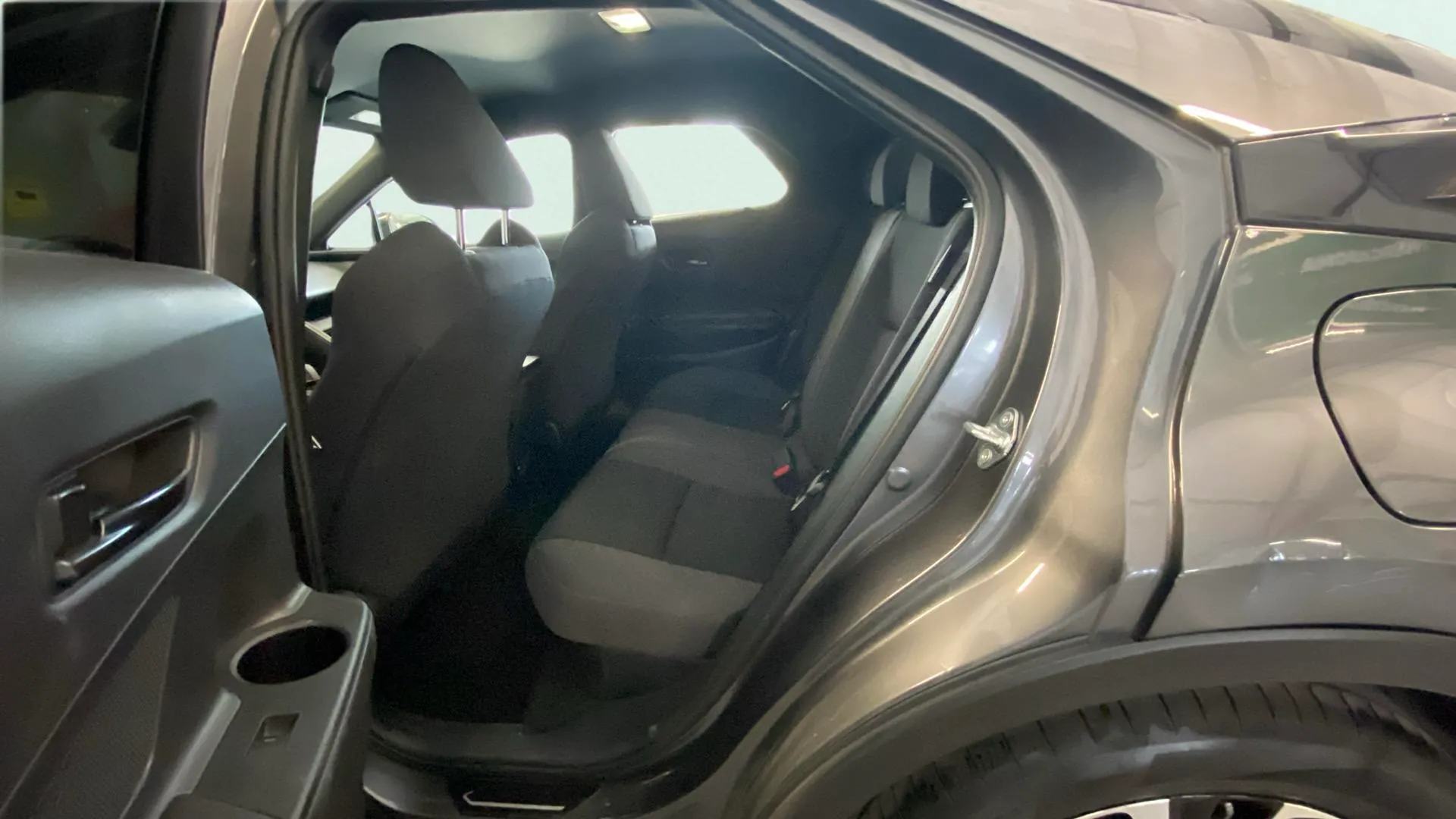 Toyota C-HR 1.8 Advance Hybrid 140 - foto 7