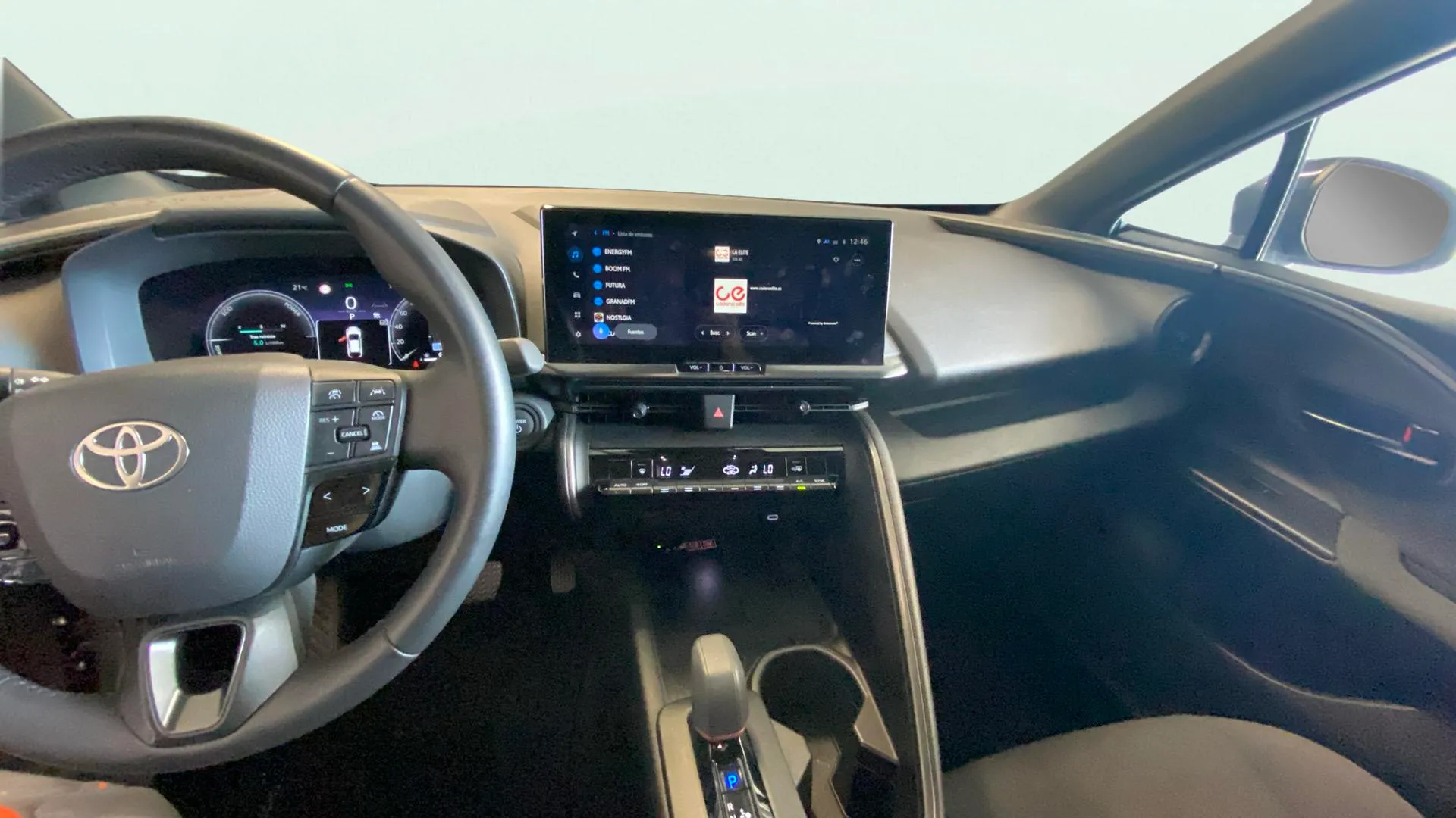 Toyota C-HR 1.8 Advance Hybrid 140 - foto 9