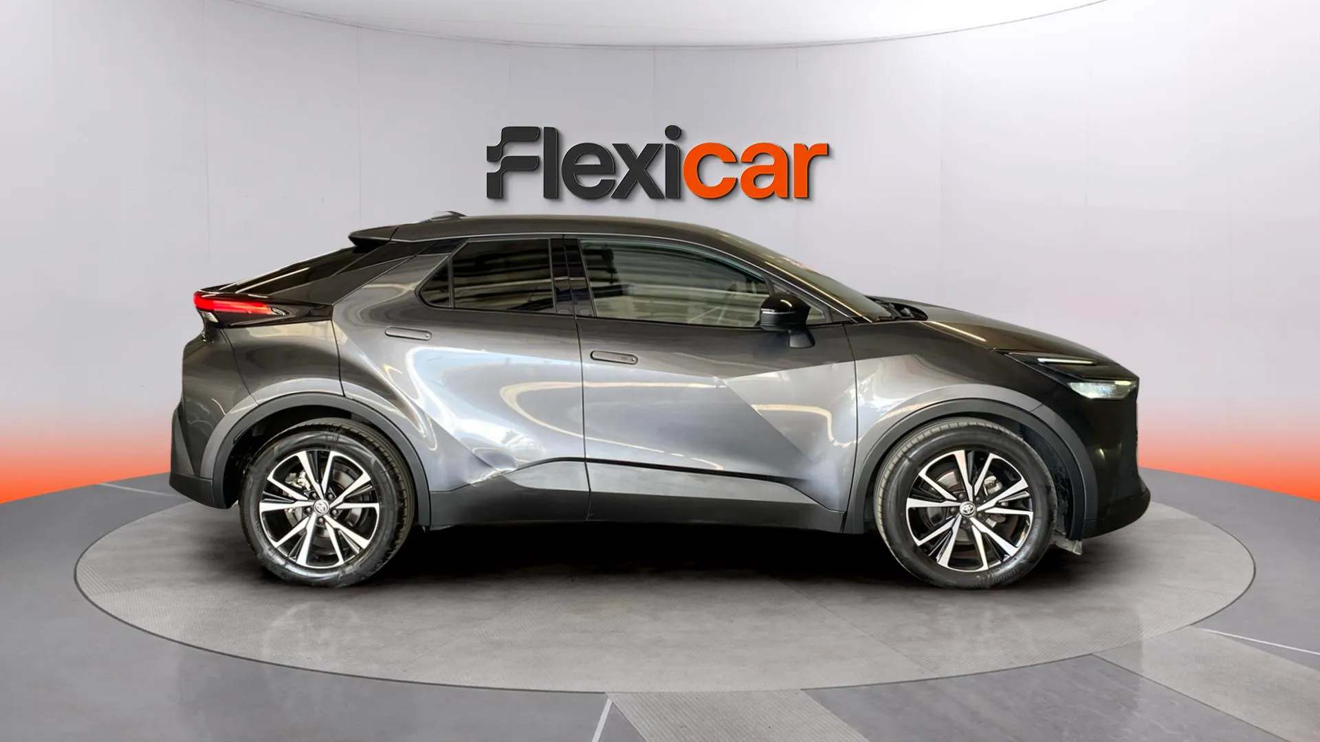 Toyota C-HR 1.8 Advance Hybrid 140 - foto 2