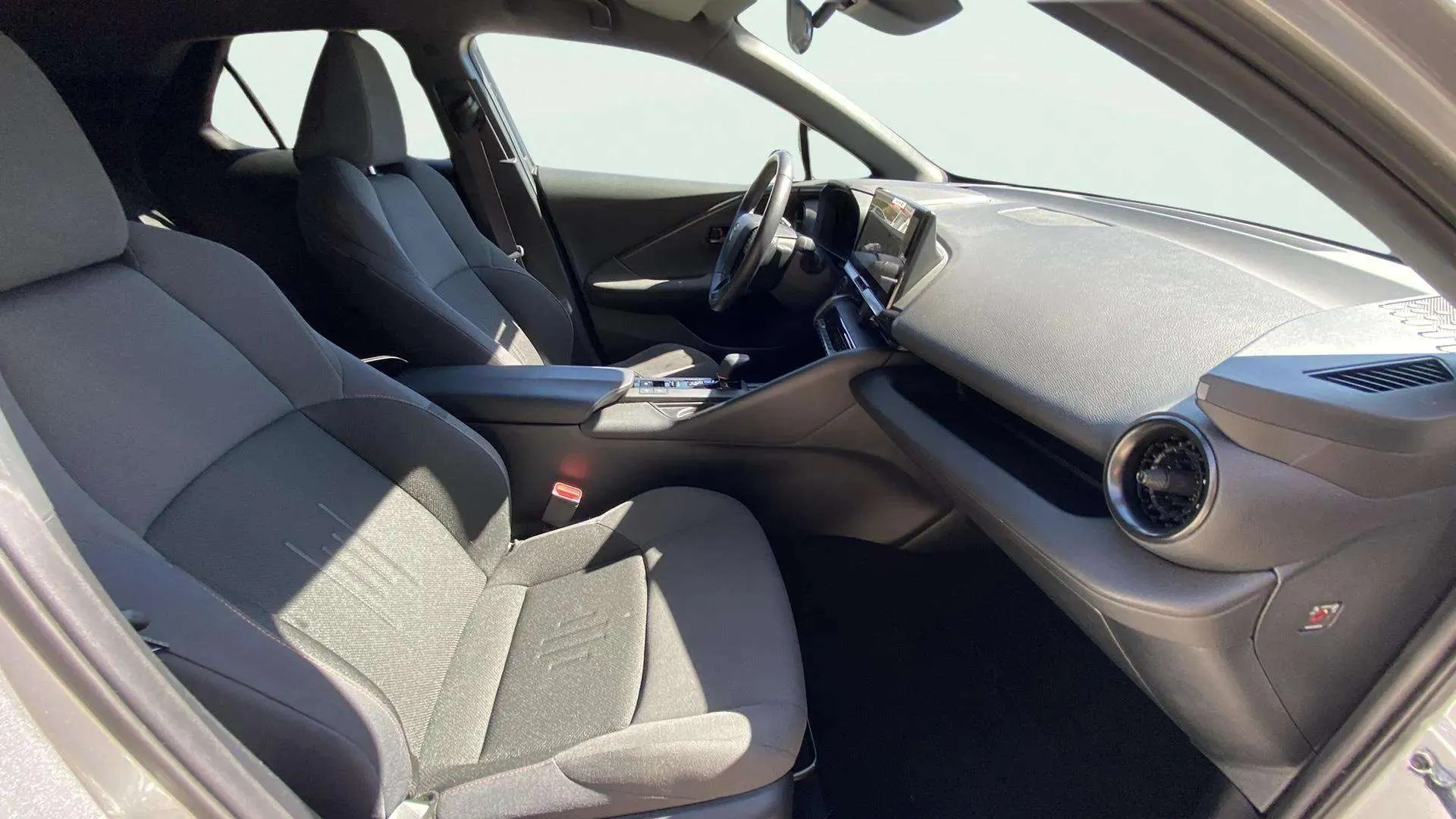Toyota C-HR 1.8 Advance Hybrid 140 - foto 16
