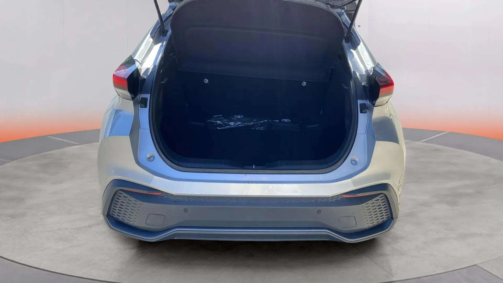 Toyota C-HR 1.8 Advance Hybrid 140 - foto 10