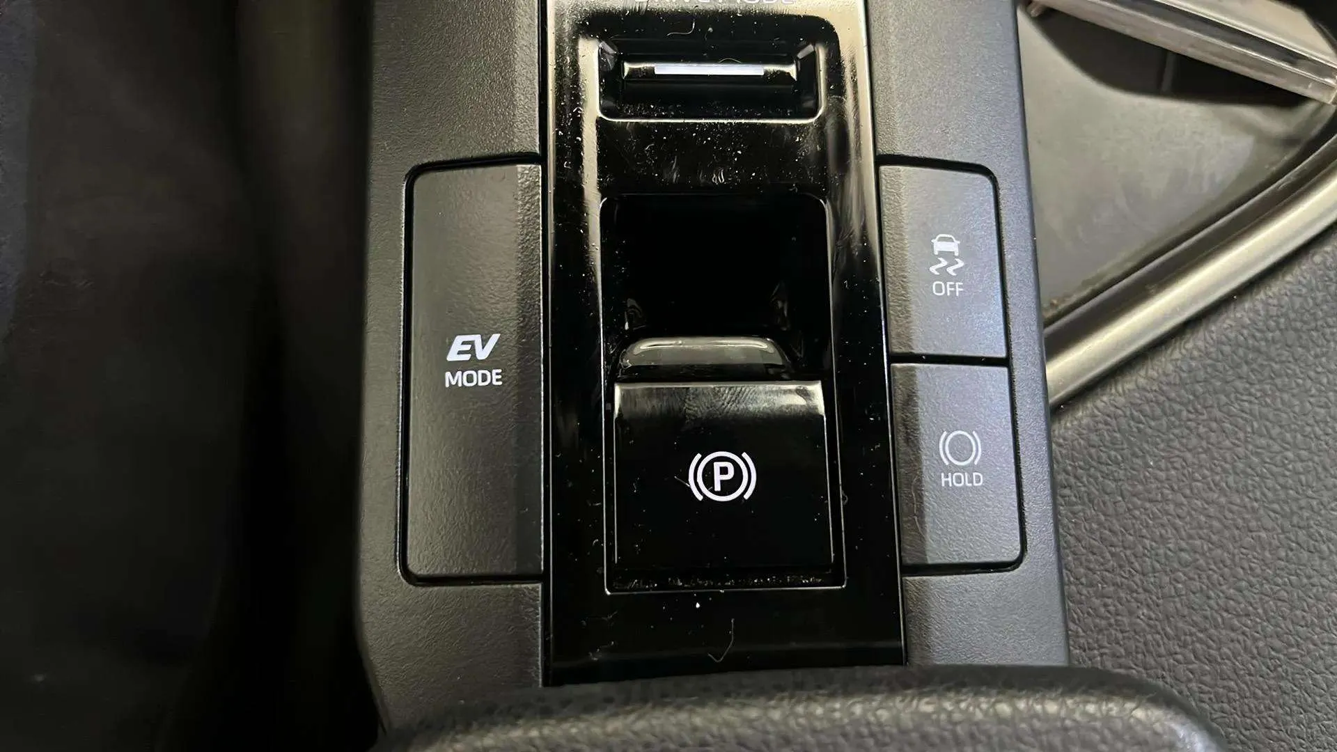 Toyota C-HR 1.8 Advance Hybrid 140 - foto 23