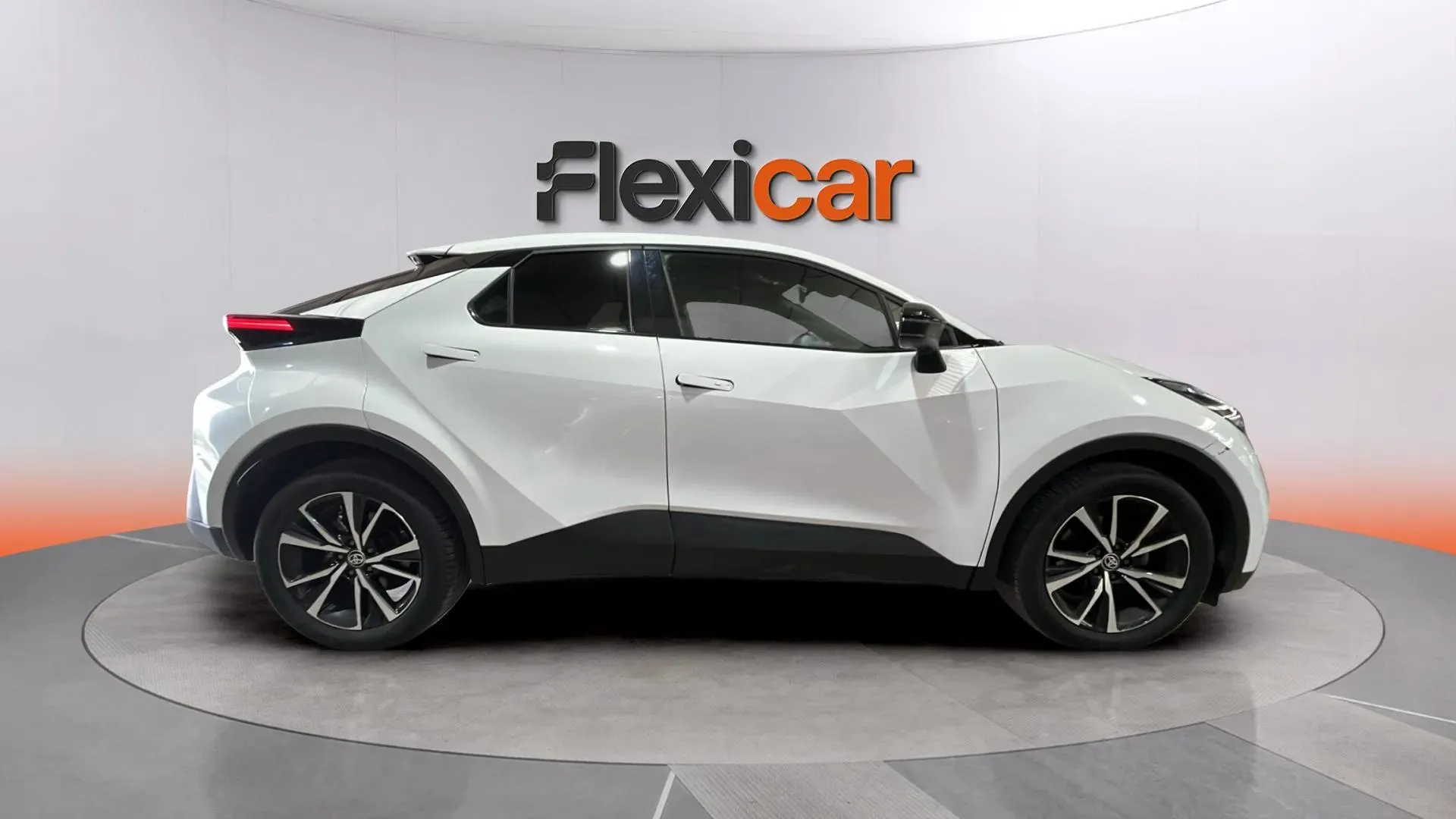 Toyota C-HR 1.8 Advance Hybrid 140 - foto 8