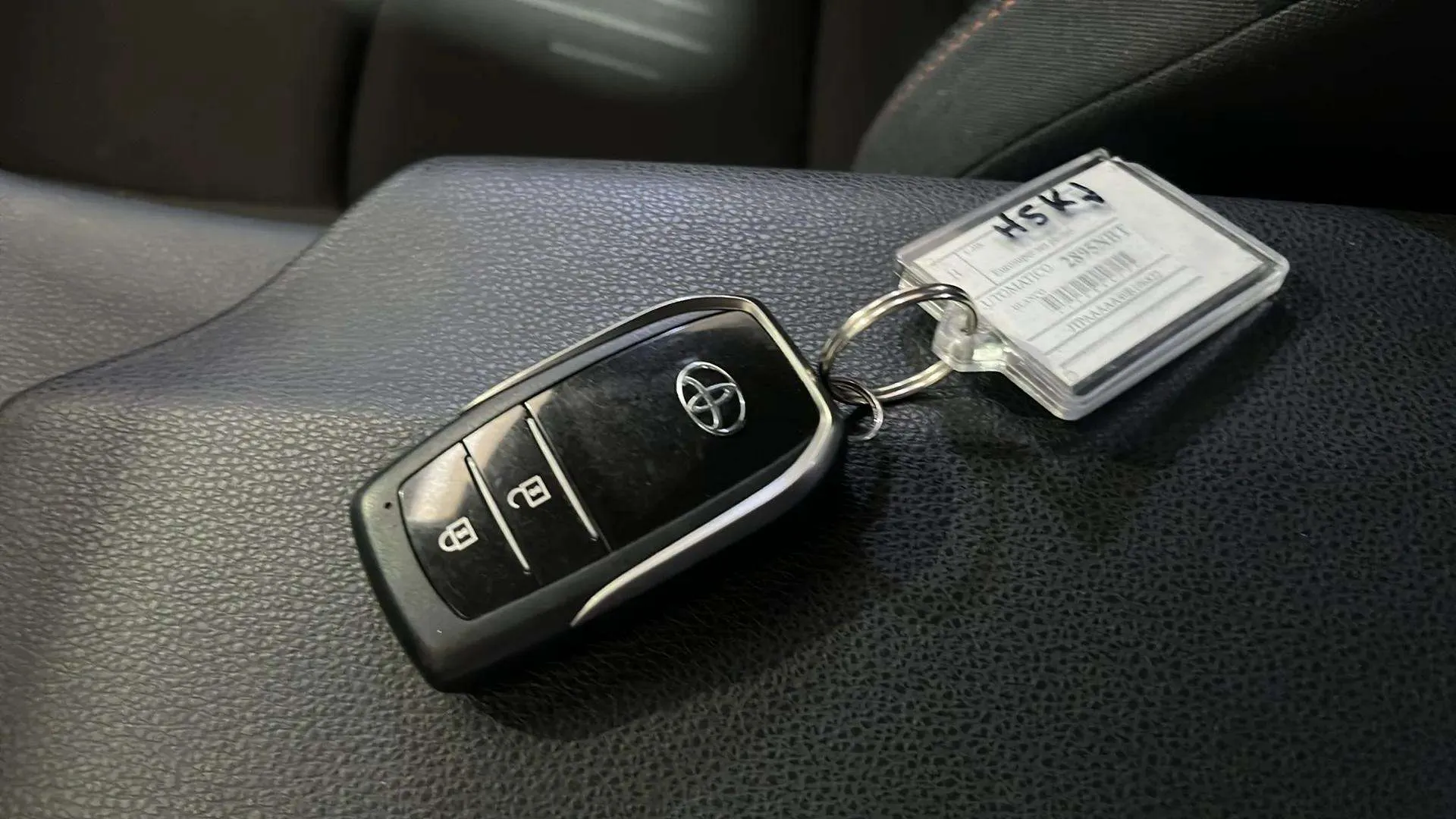 Toyota C-HR 1.8 Advance Hybrid 140 - foto 18