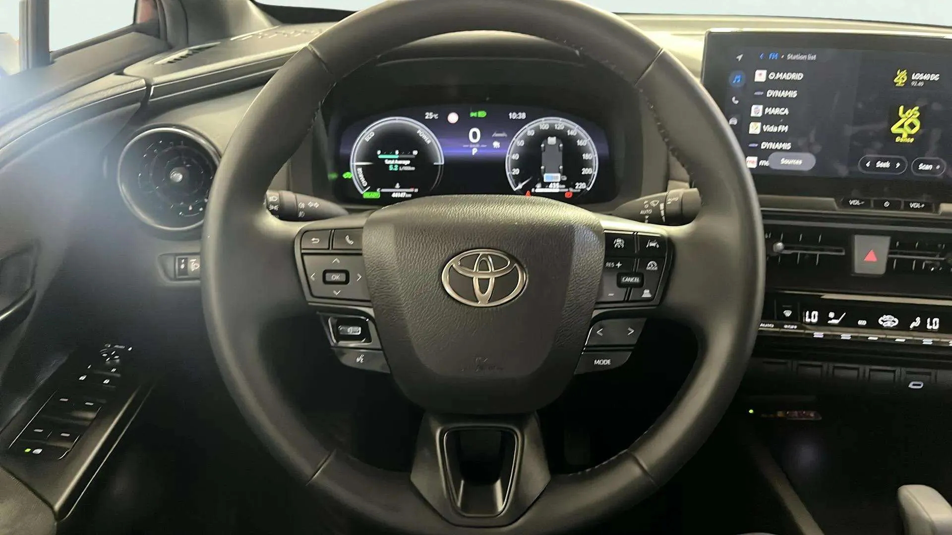 Toyota C-HR 1.8 Advance Hybrid 140 - foto 10
