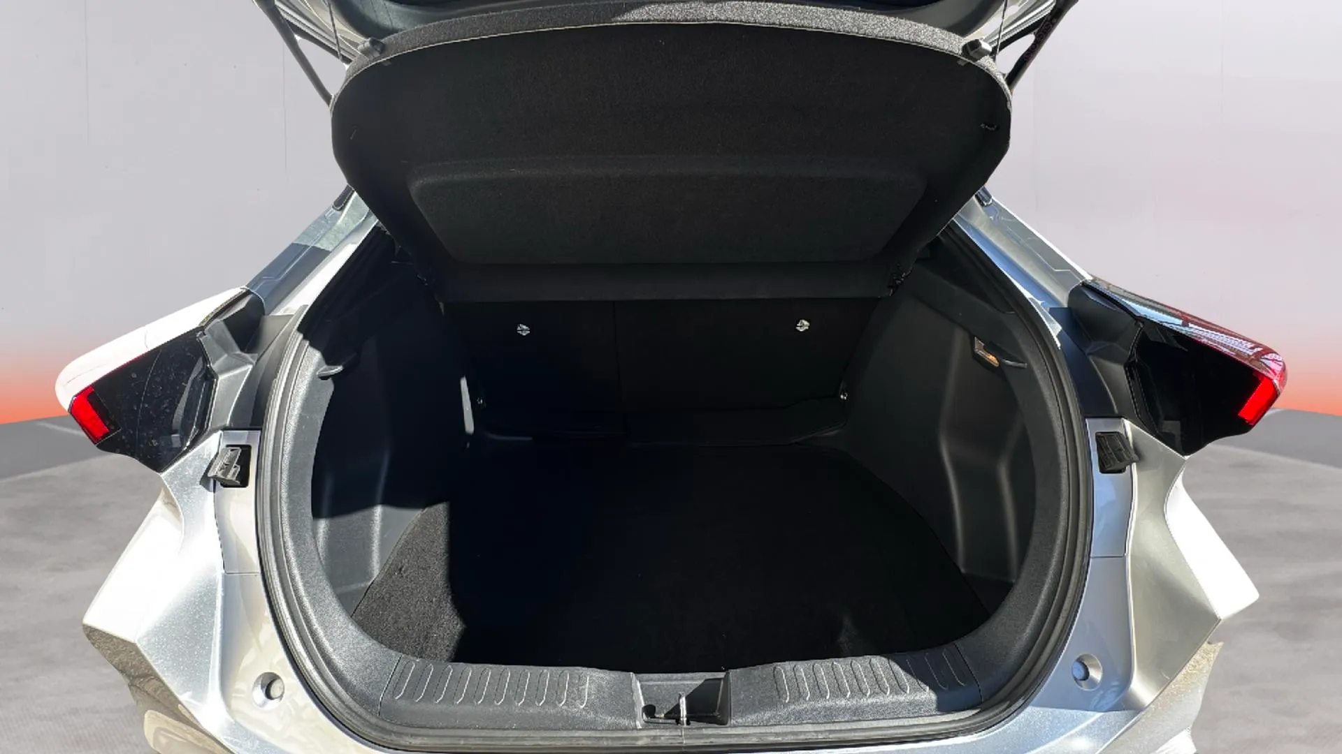 Toyota C-HR 1.8 Advance Hybrid 140 - foto 9