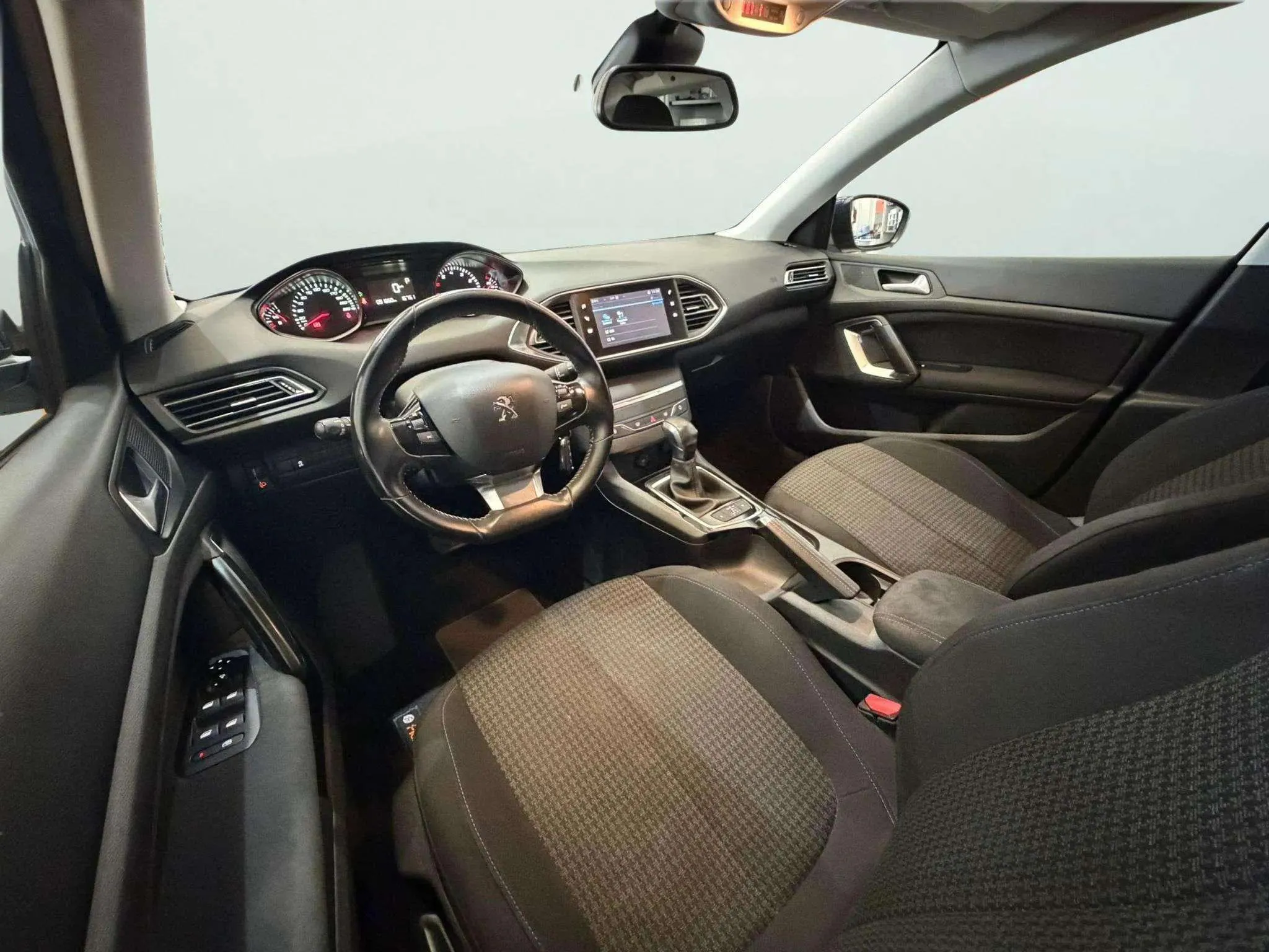 Peugeot 308 Allure 1.2 PureTech - foto 26