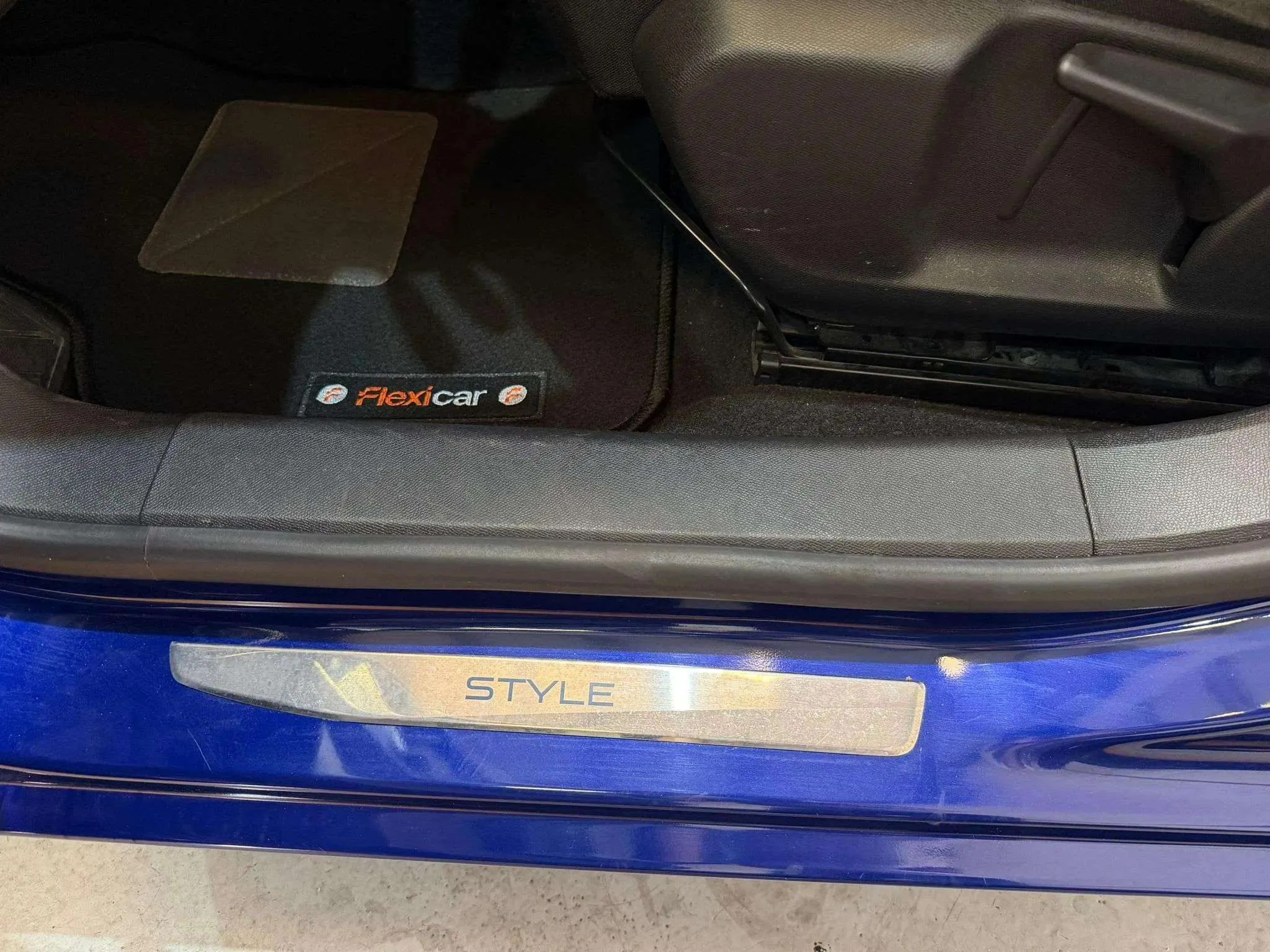 Peugeot 308 Allure 1.2 PureTech - foto 8