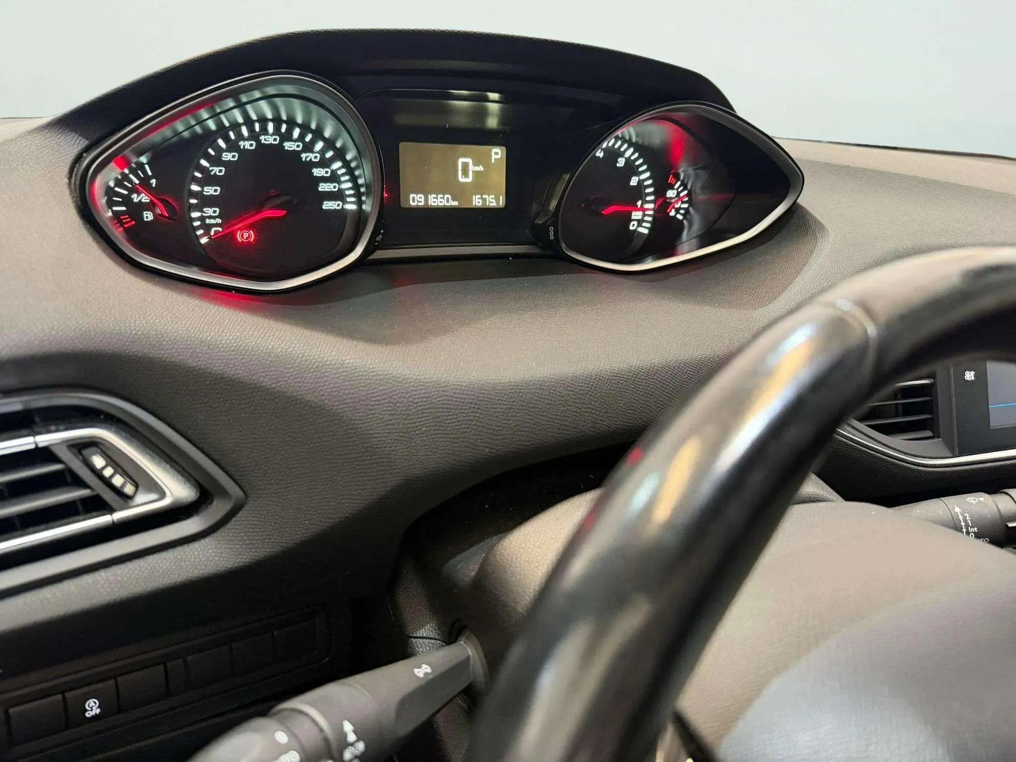 Peugeot 308 Allure 1.2 PureTech - foto 10