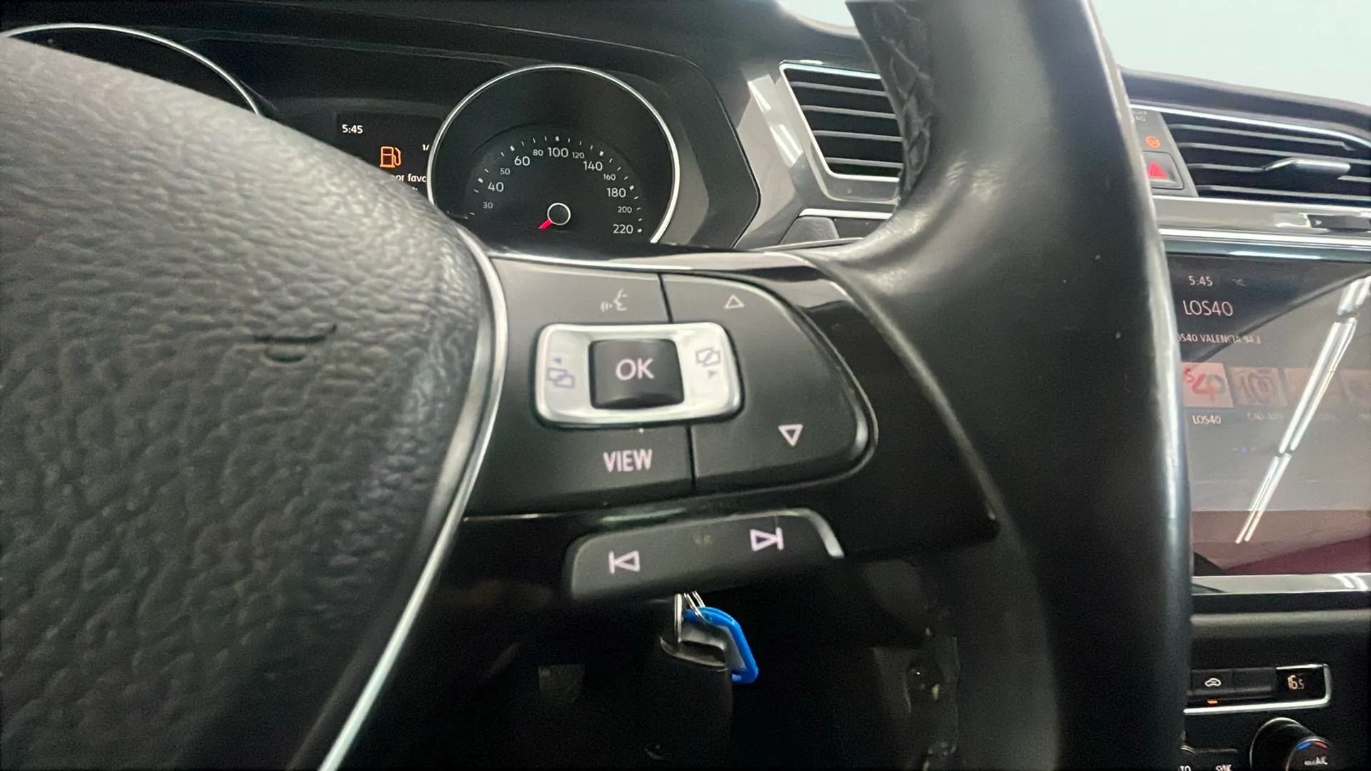Volkswagen Tiguan Advance 2.0 TDI - foto 24