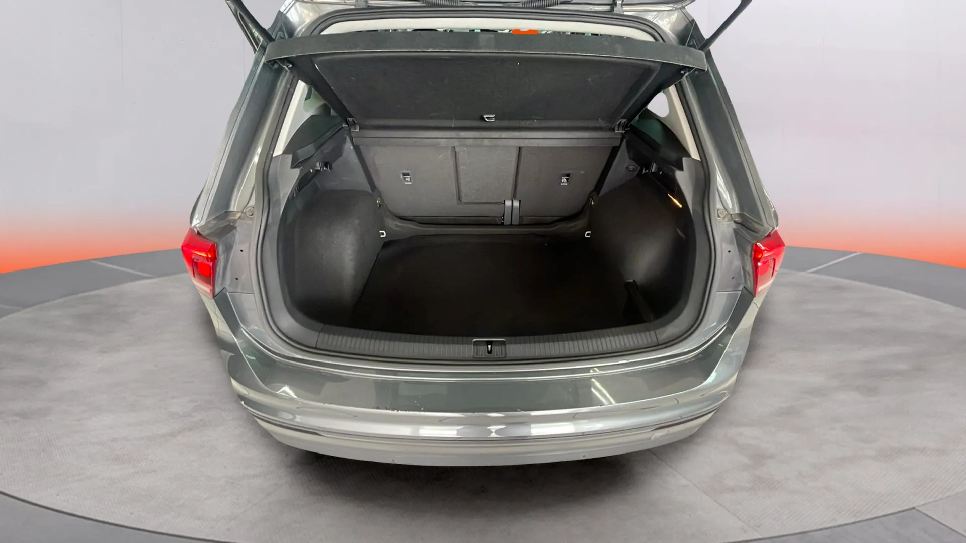 Volkswagen Tiguan Advance 2.0 TDI - foto 15