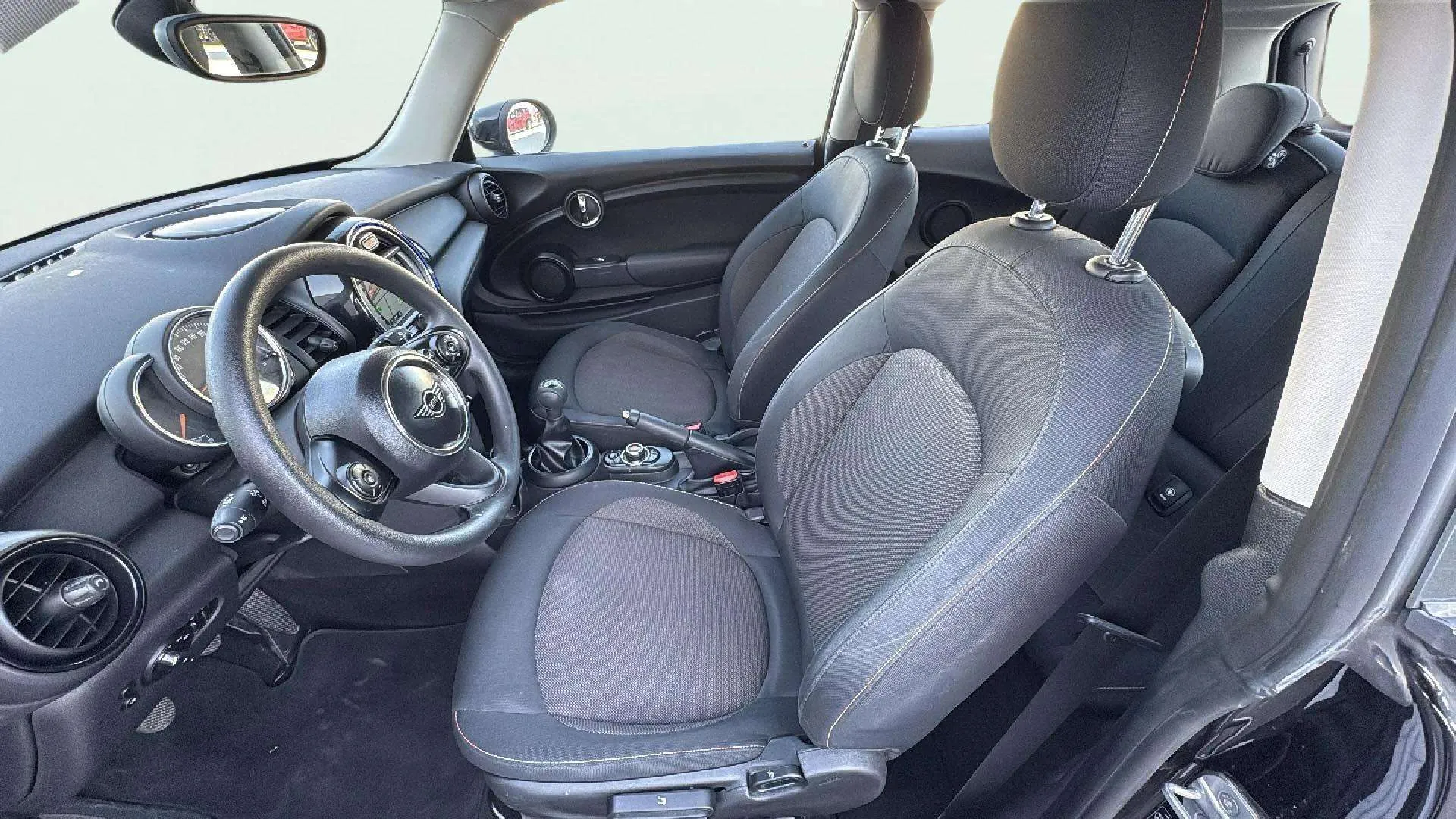 MINI Cooper One - foto 11