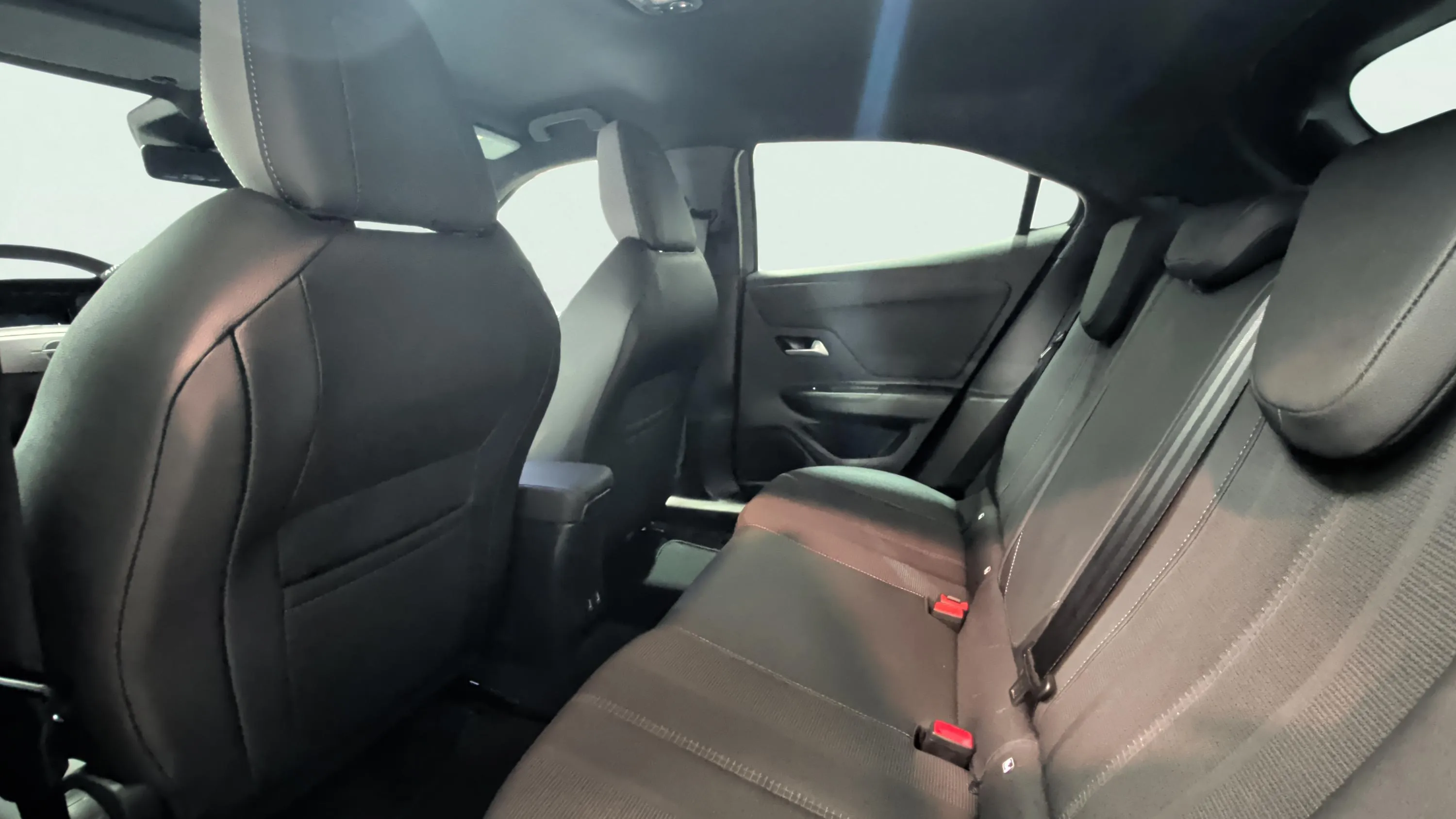Opel Mokka 1.2 T GS - foto 11