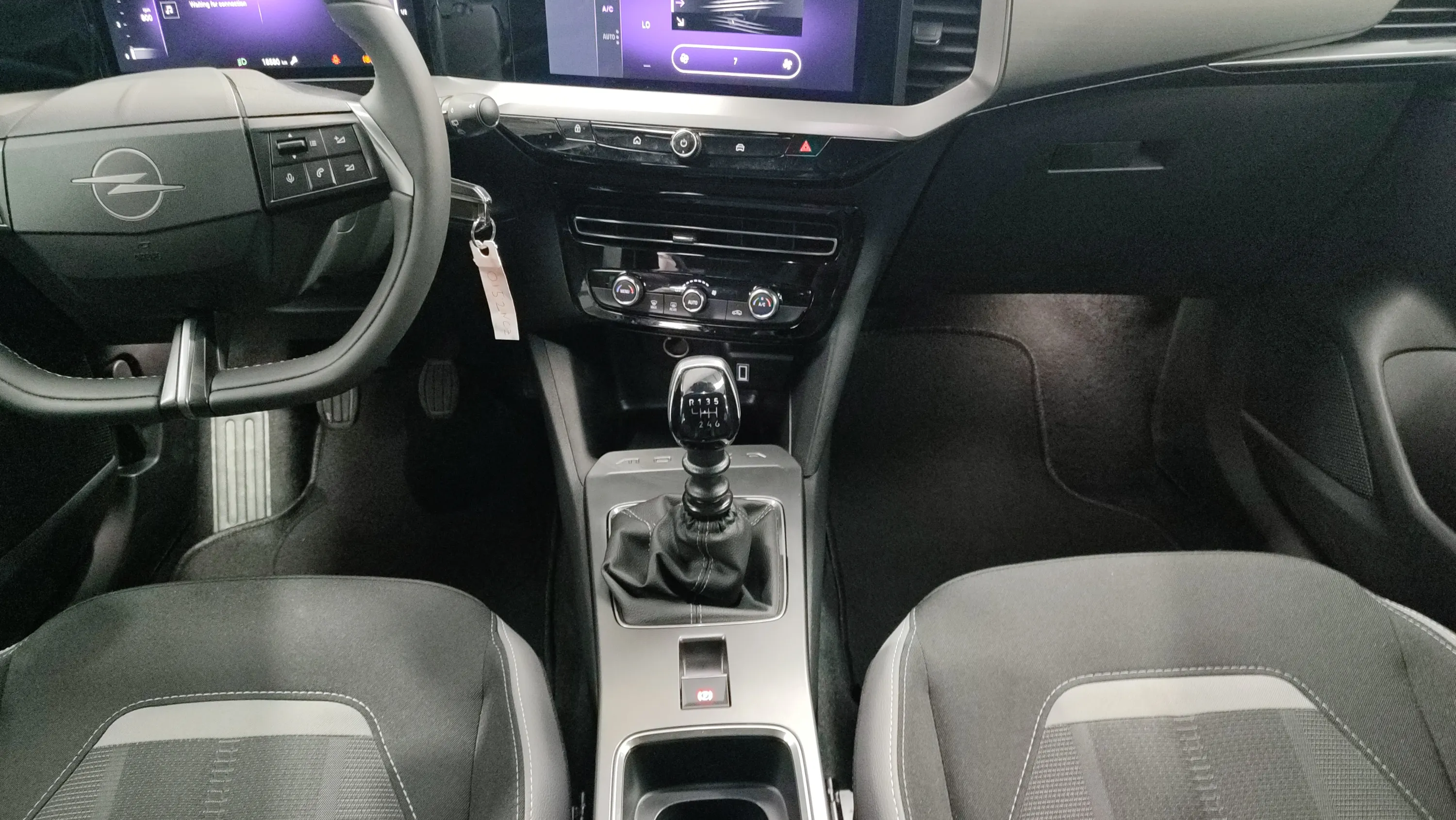 Opel Mokka 1.2 T GS - foto 11