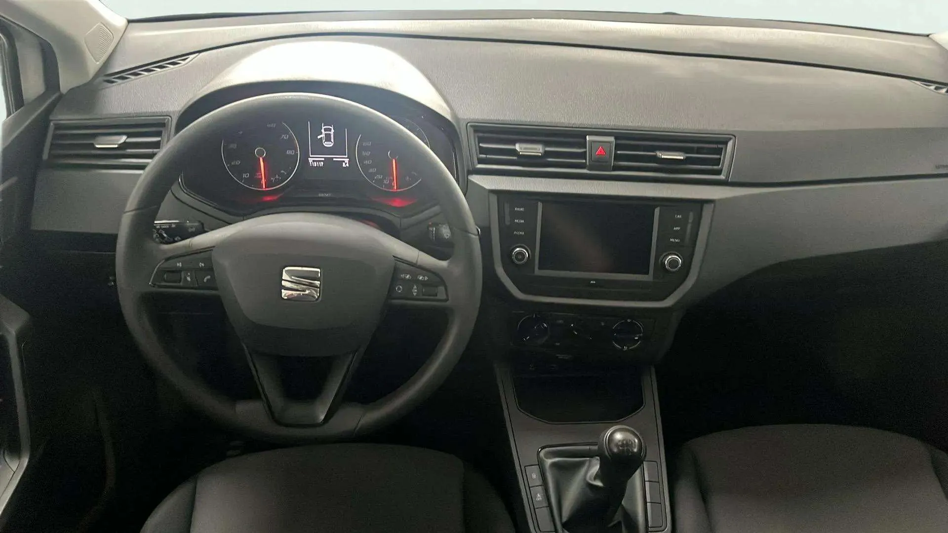 SEAT Ibiza 1.0 MPI Reference Business - foto 12