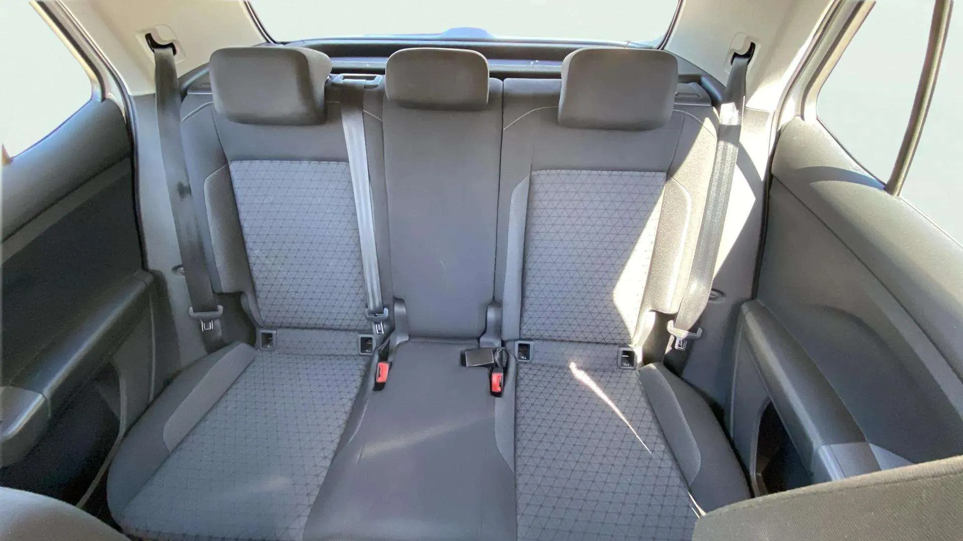 Volkswagen T-Cross Advance 1.0 TSI DSG - foto 15