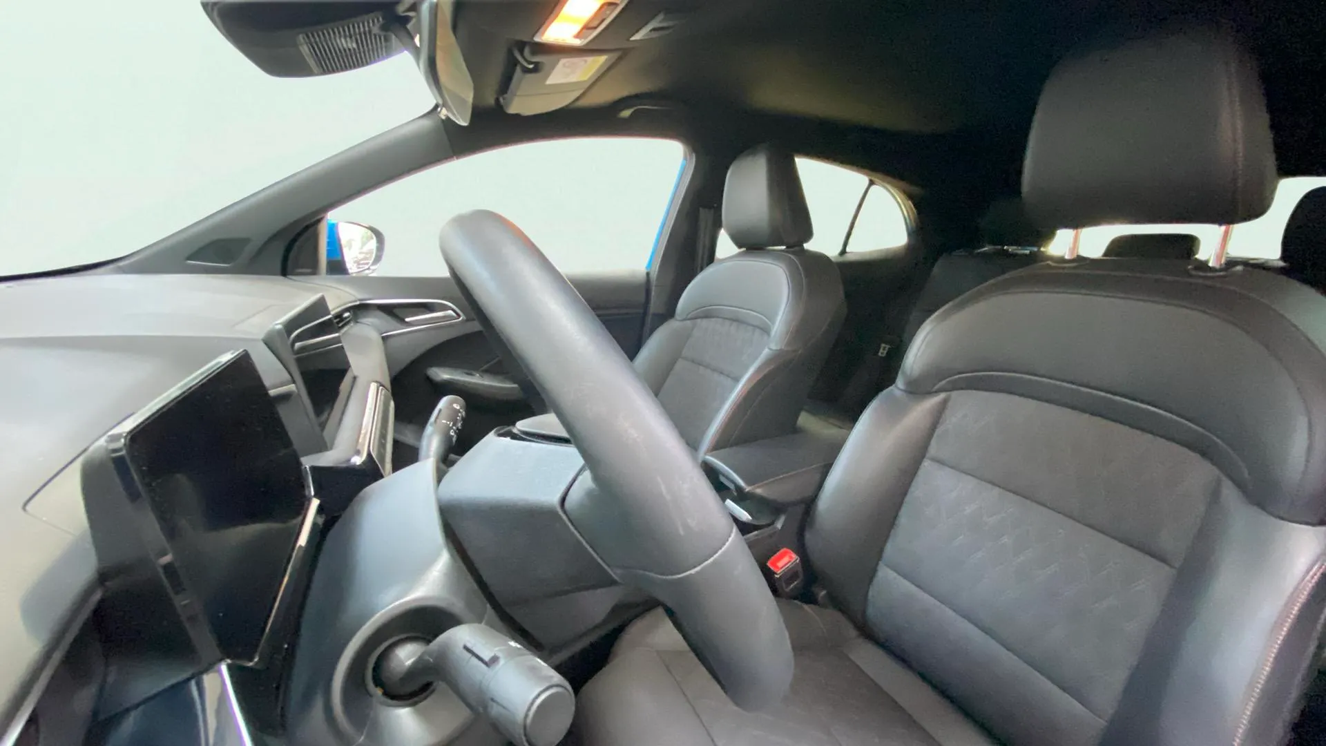 MG MG3 Hybrid+ Luxury - foto 12