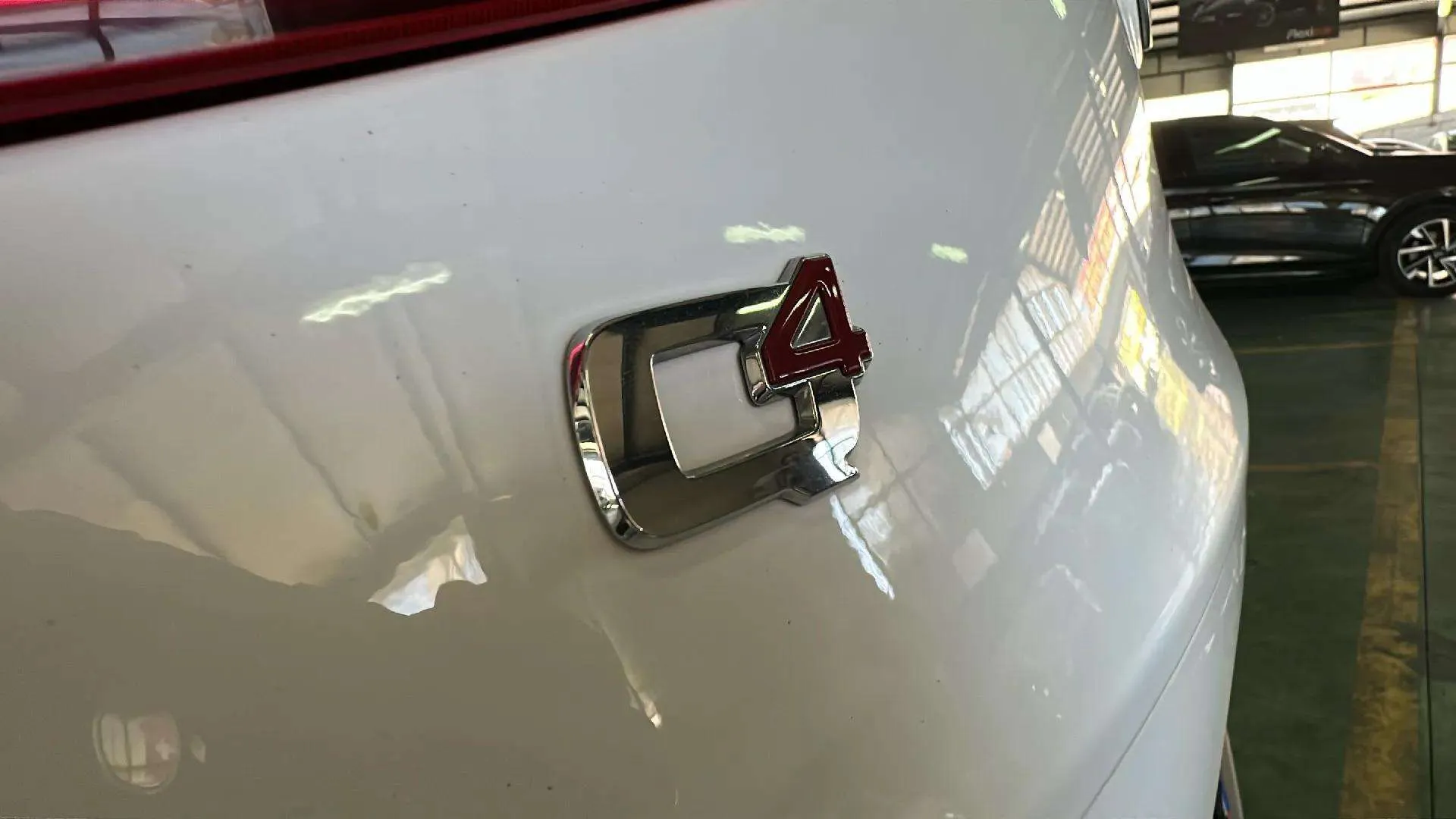 Alfa Romeo Stelvio 2.0 Gasolina Sprint Q4 - foto 21