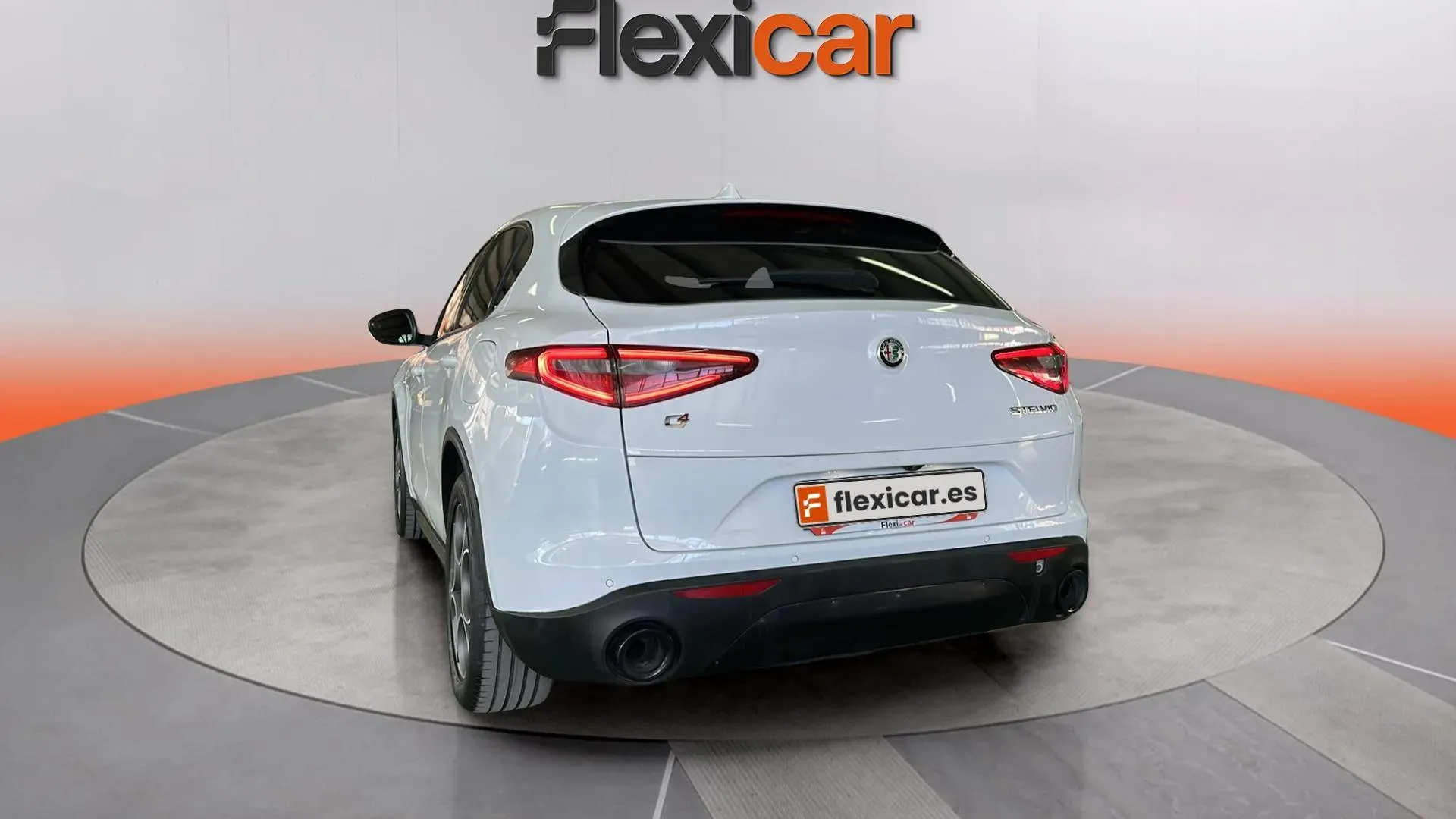 Alfa Romeo Stelvio 2.0 Gasolina Sprint Q4 - foto 4