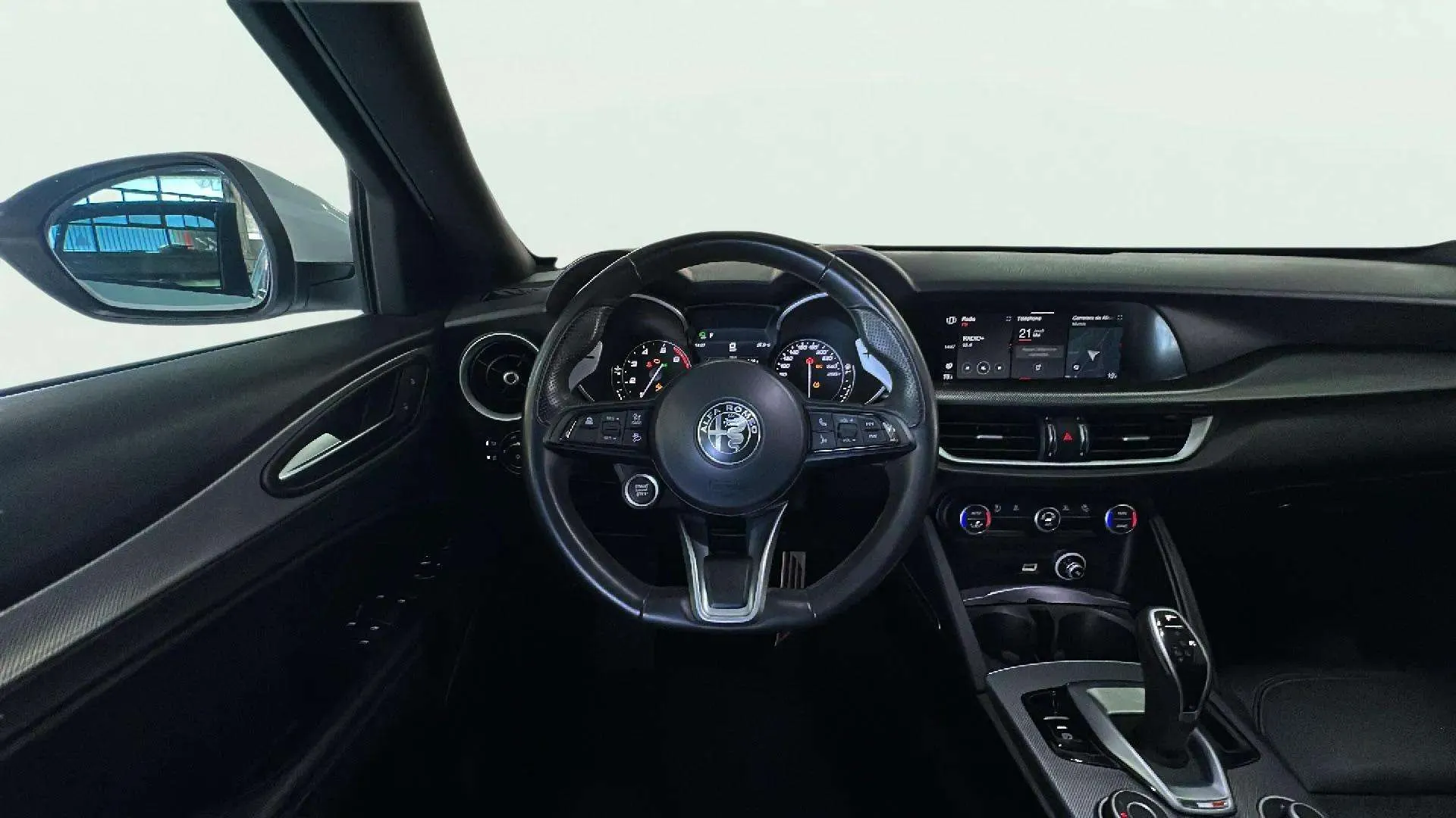 Alfa Romeo Stelvio 2.0 Gasolina Sprint Q4 - foto 13
