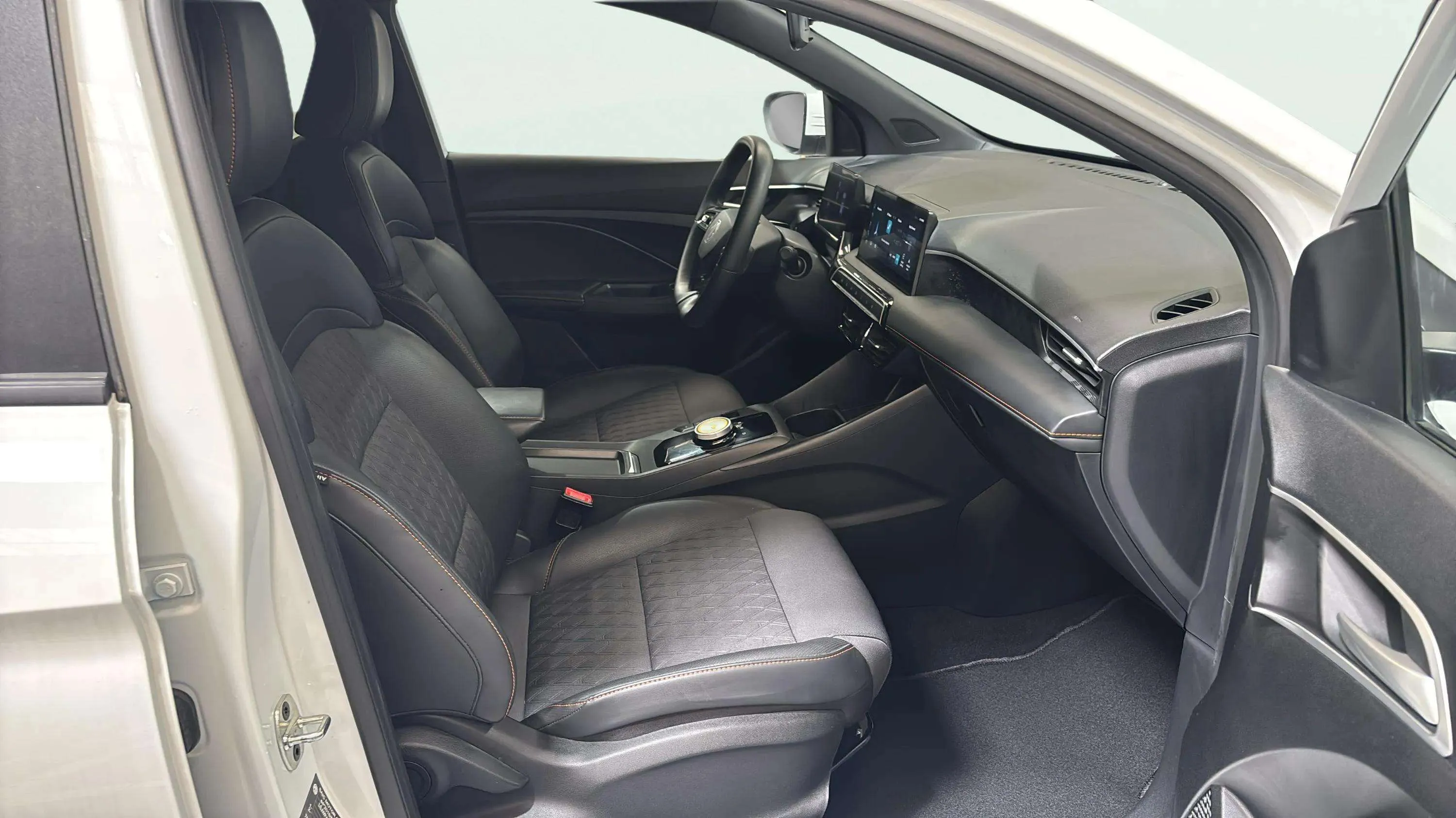 MG MG3 Hybrid+ Luxury - foto 13