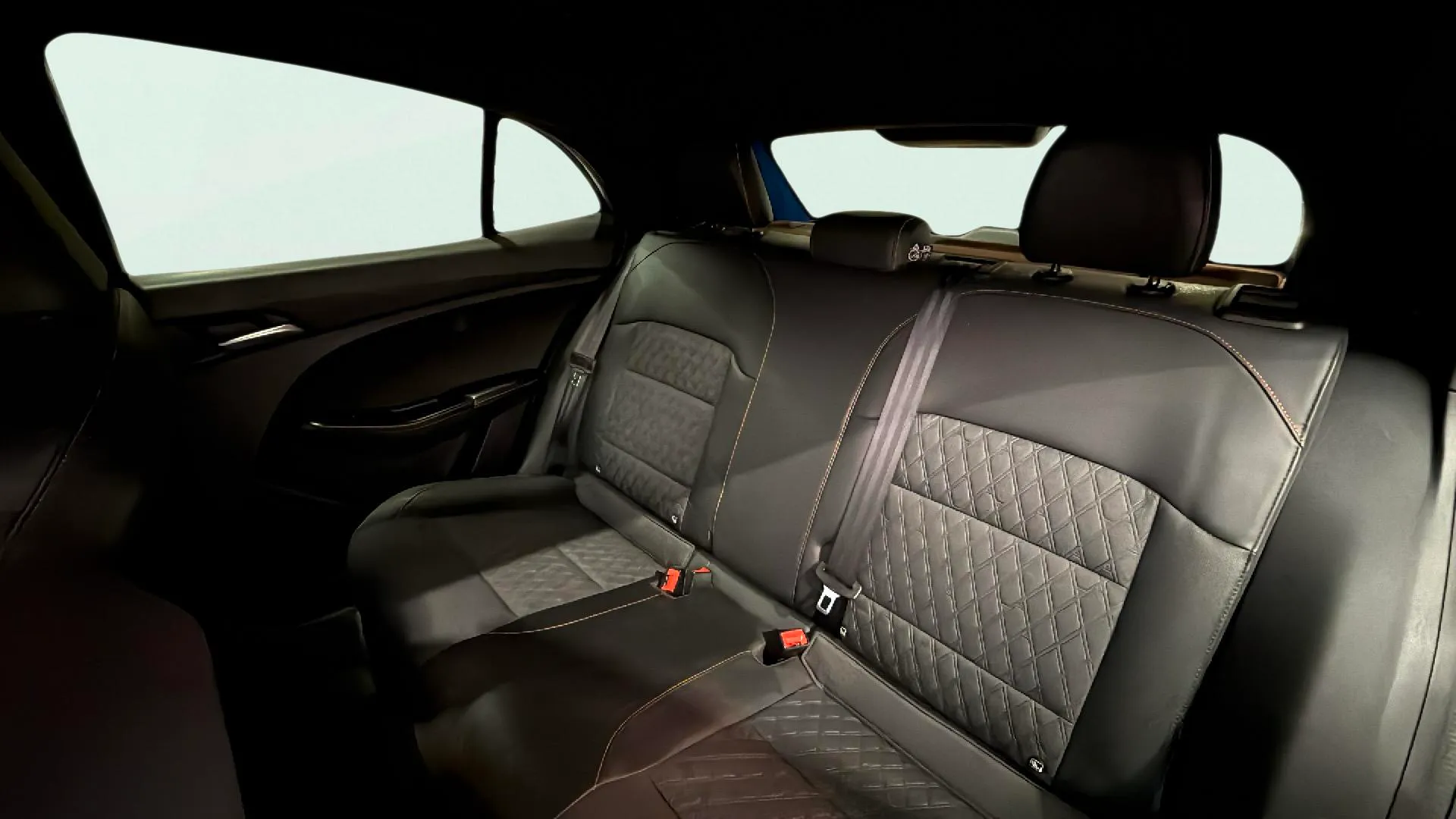MG MG3 Hybrid+ Luxury - foto 10