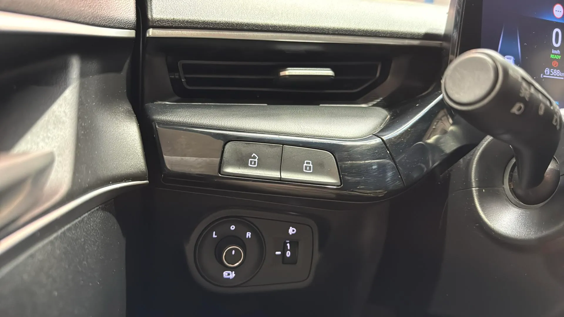 MG MG3 Hybrid+ Luxury - foto 22