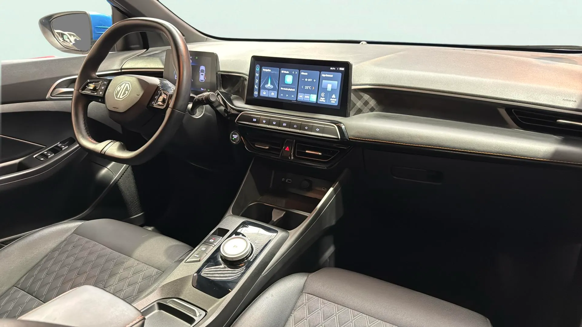 MG MG3 Hybrid+ Luxury - foto 26