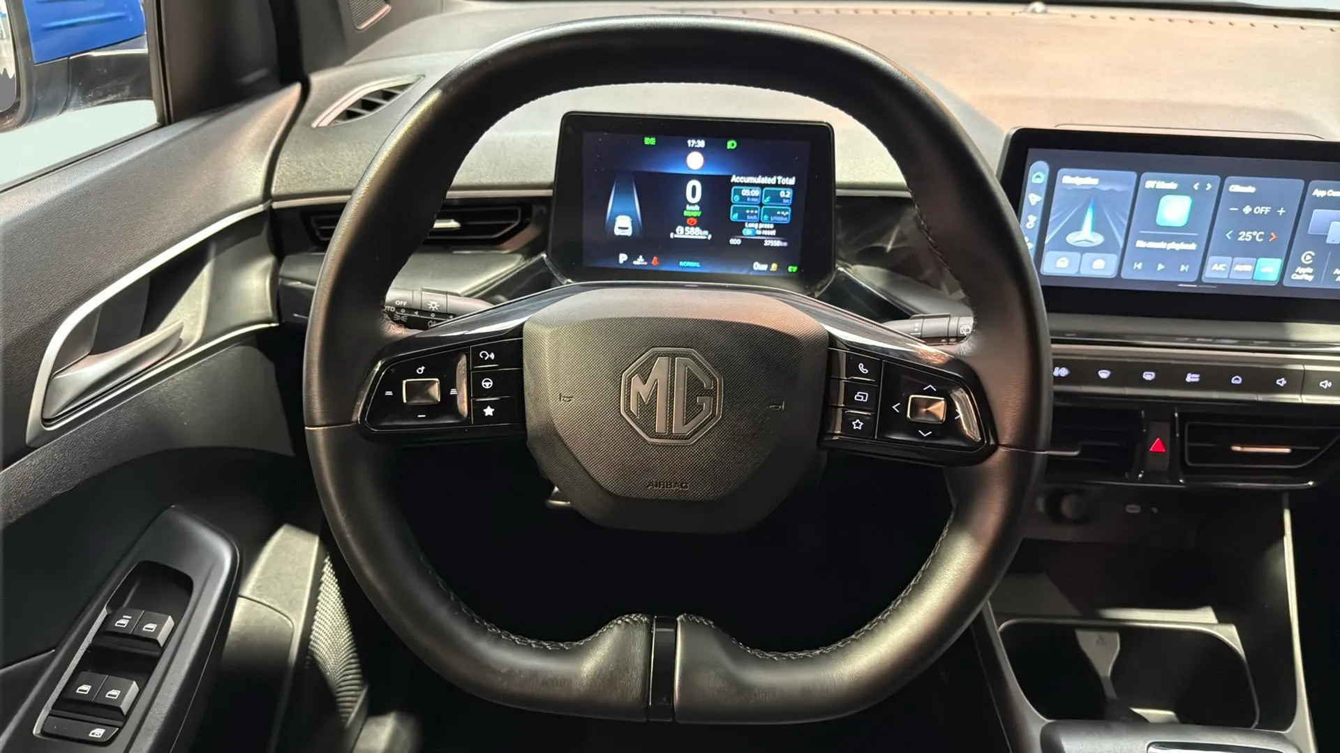 MG MG3 Hybrid+ Luxury - foto 17