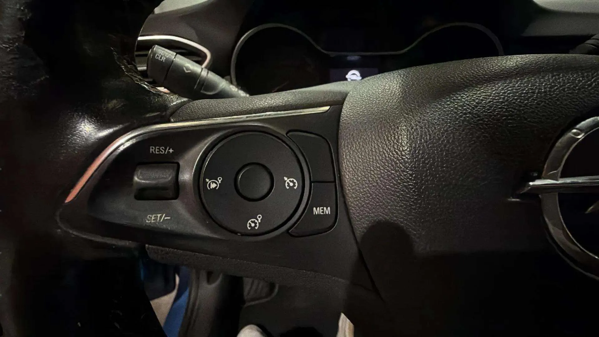 Opel Crossland 1.2 Innovation - foto 19
