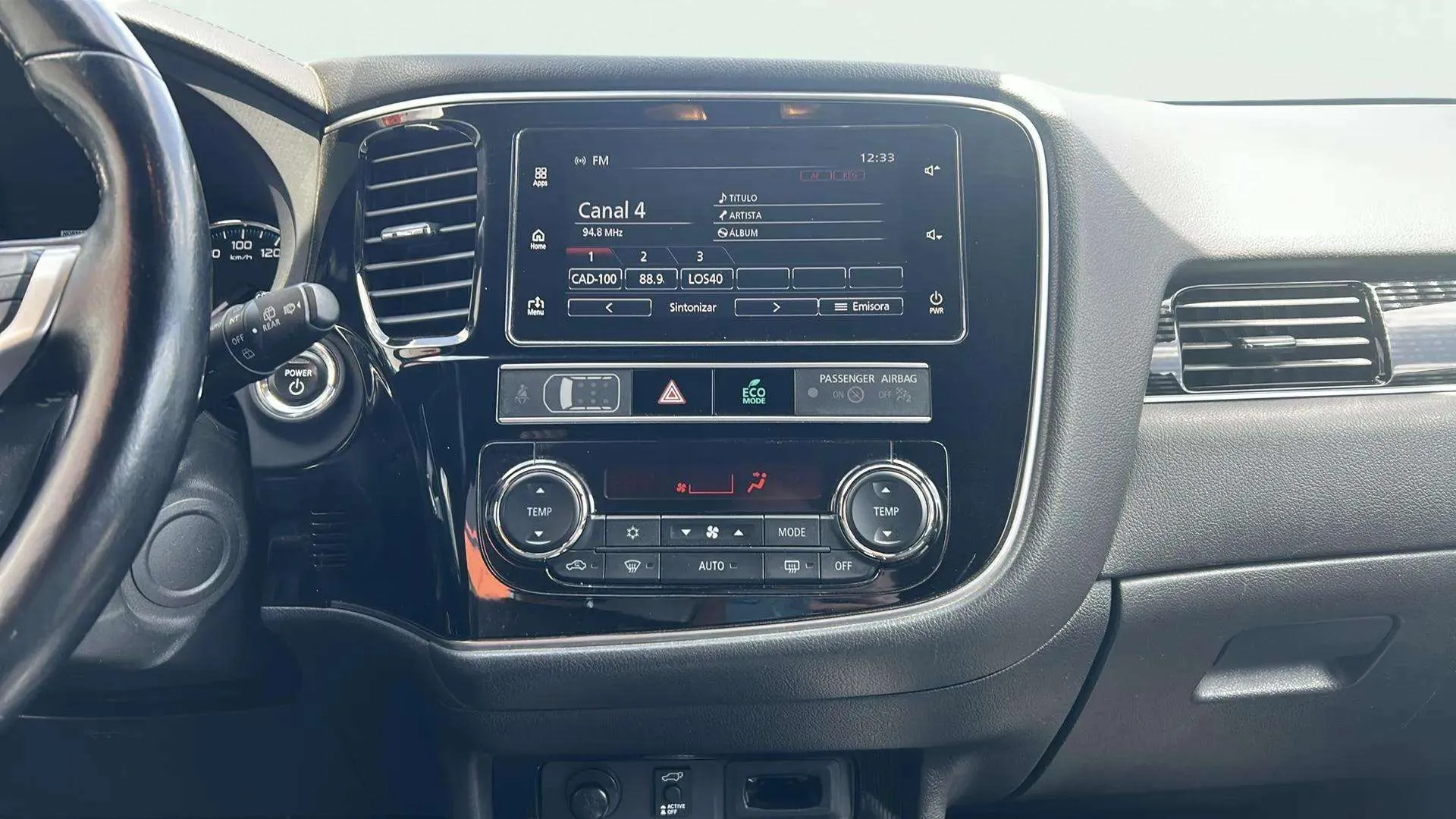 Mitsubishi Outlander 2.4 PHEV Kaiteki+ 4WD - foto 7