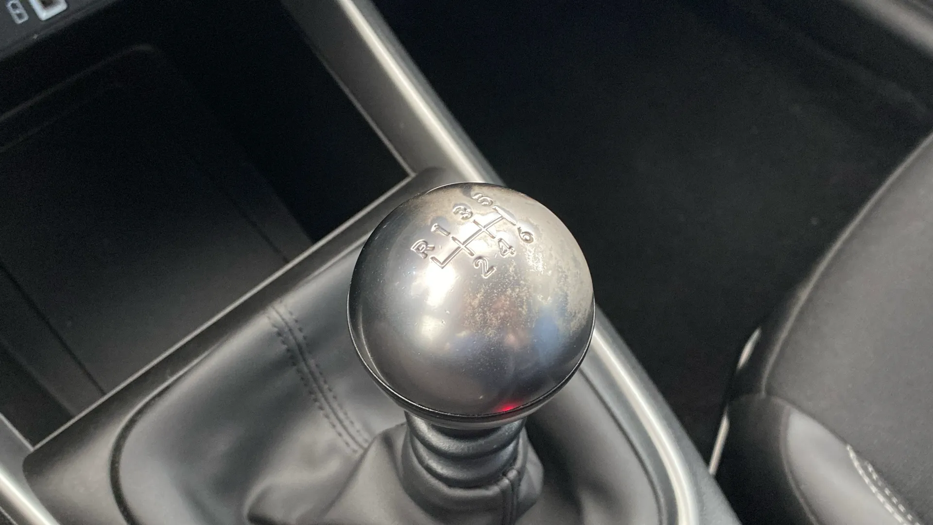 Jeep Avenger 1.2 G Altitude - foto 20