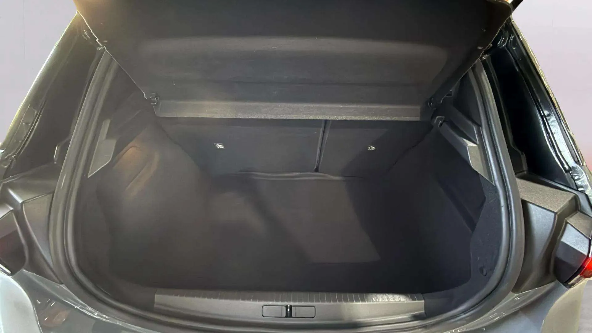 Opel Corsa 1.2T XHL Edition - foto 6
