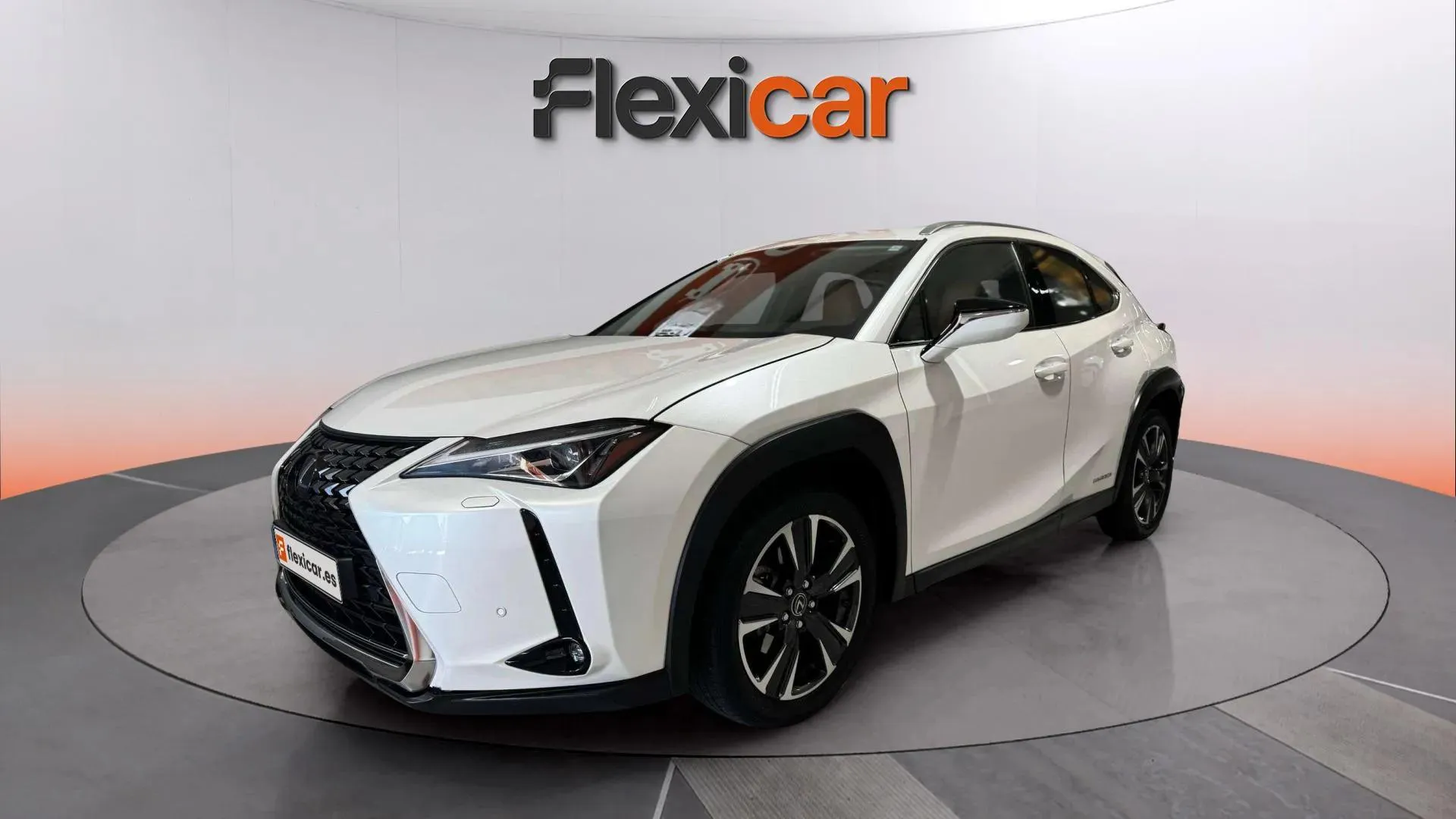 Lexus UX 2.0 250h Business - foto 4